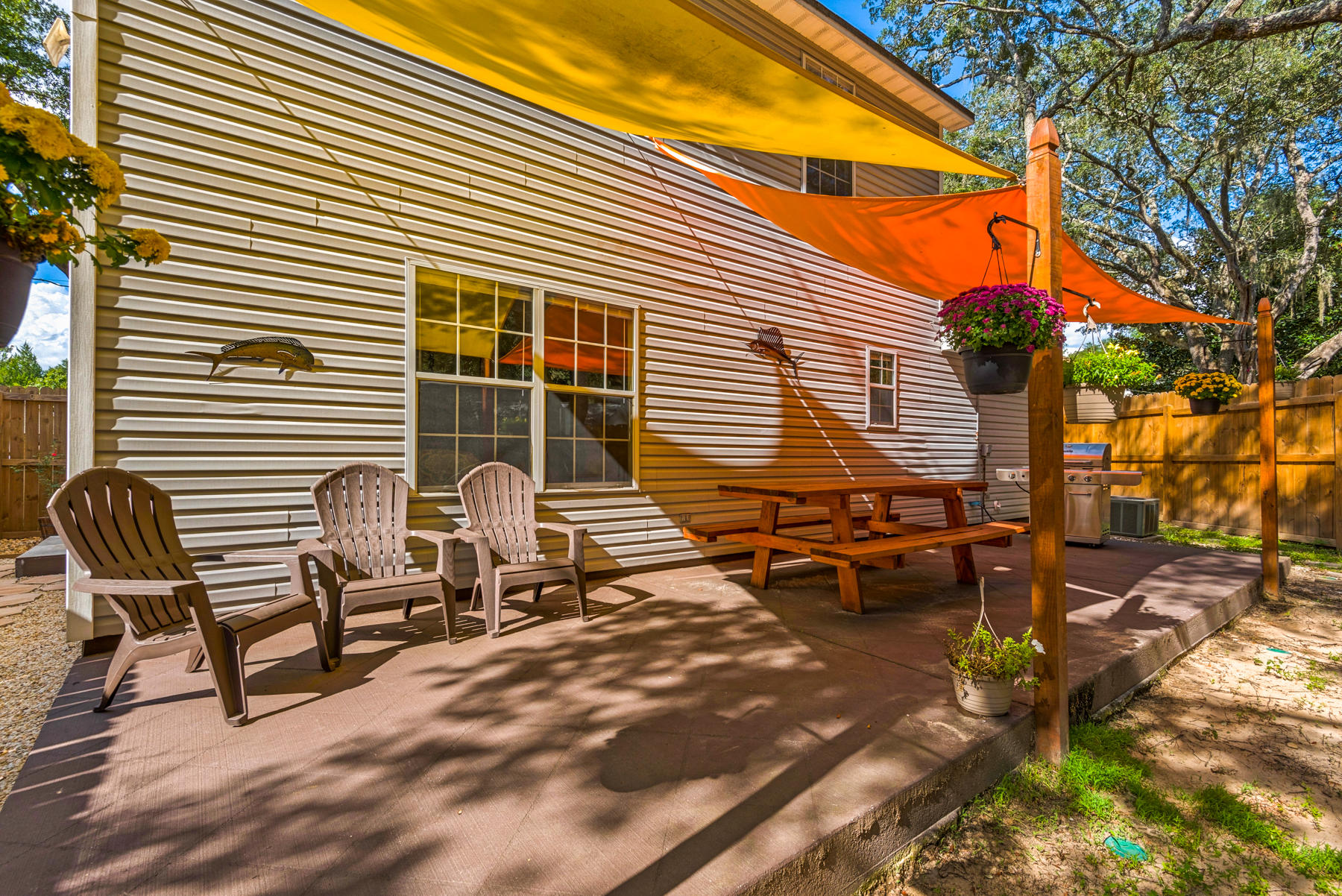 HELMS & ALLEN - Residential