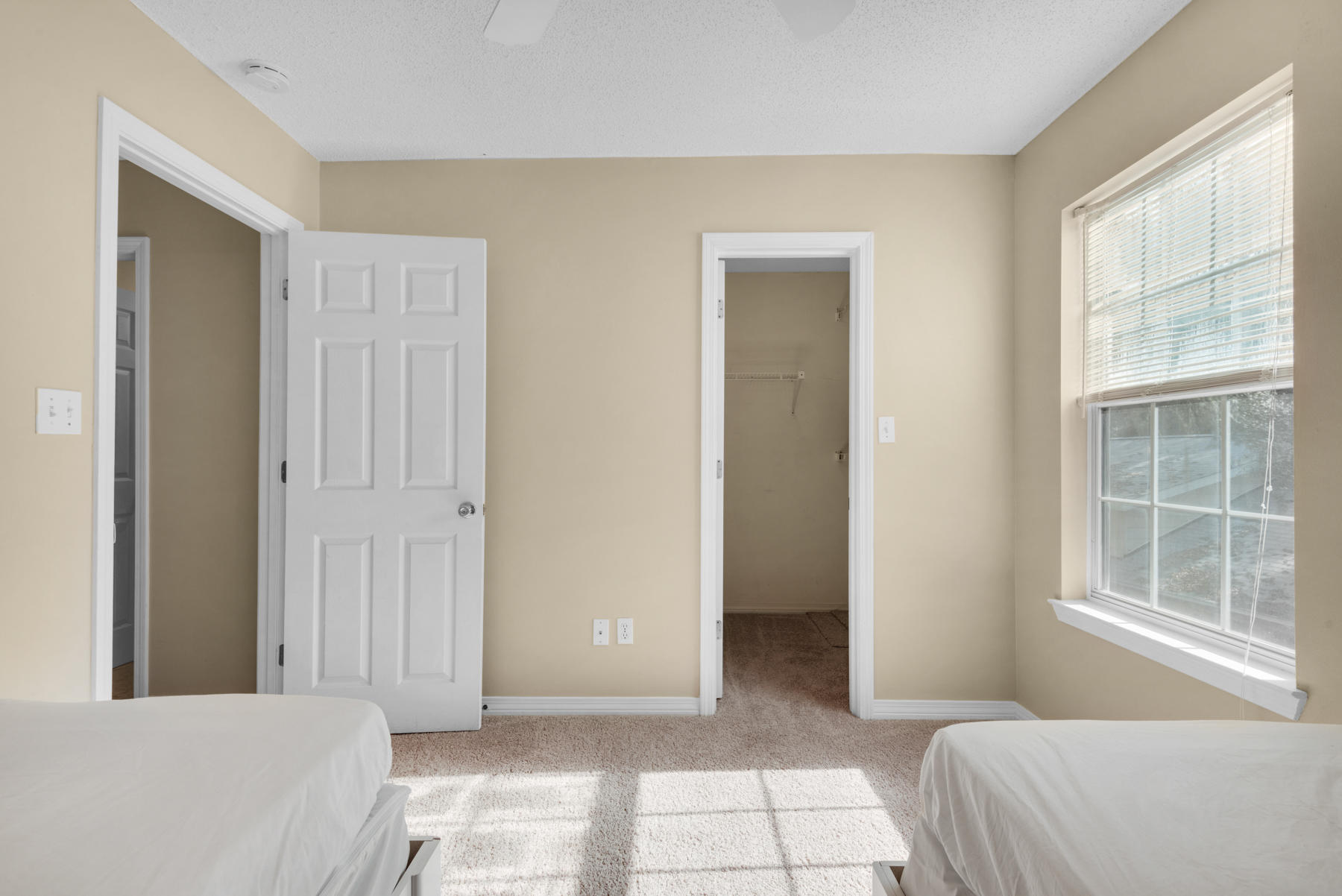 HELMS & ALLEN - Residential