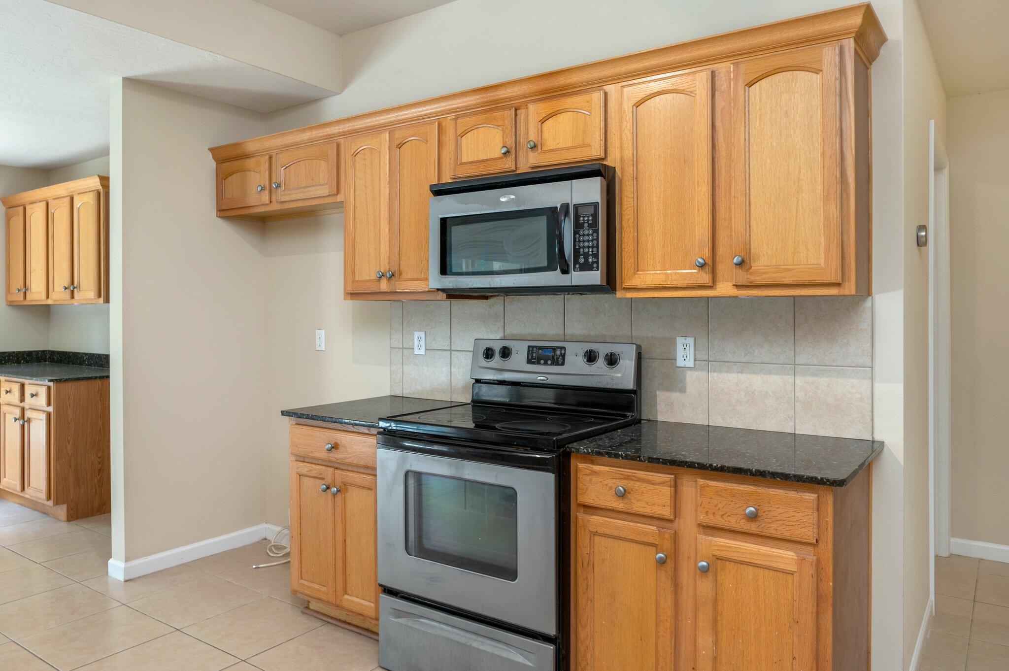 LEE FARMS PH II - Residential Lease