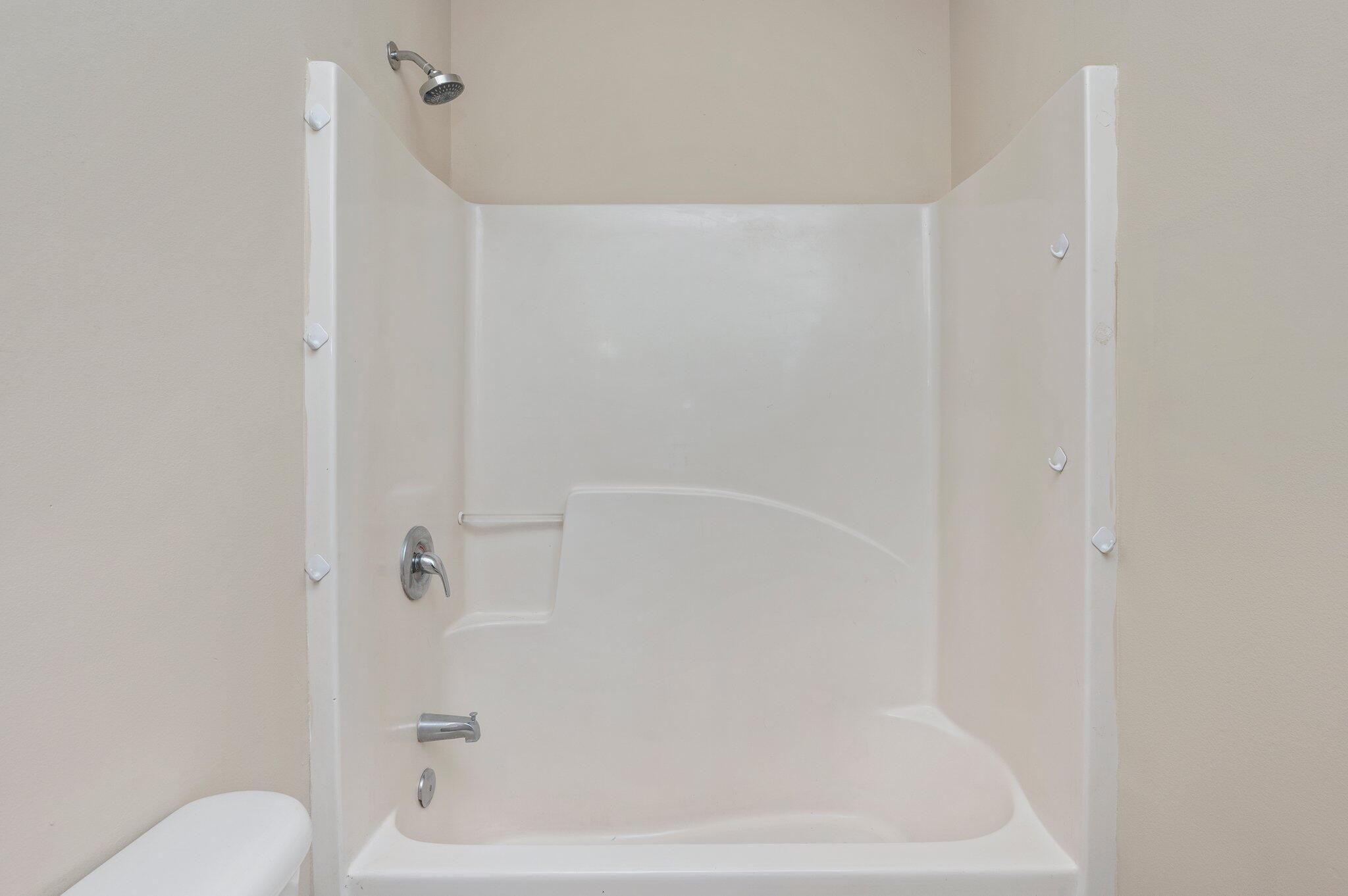 LEE FARMS PH II - Residential Lease