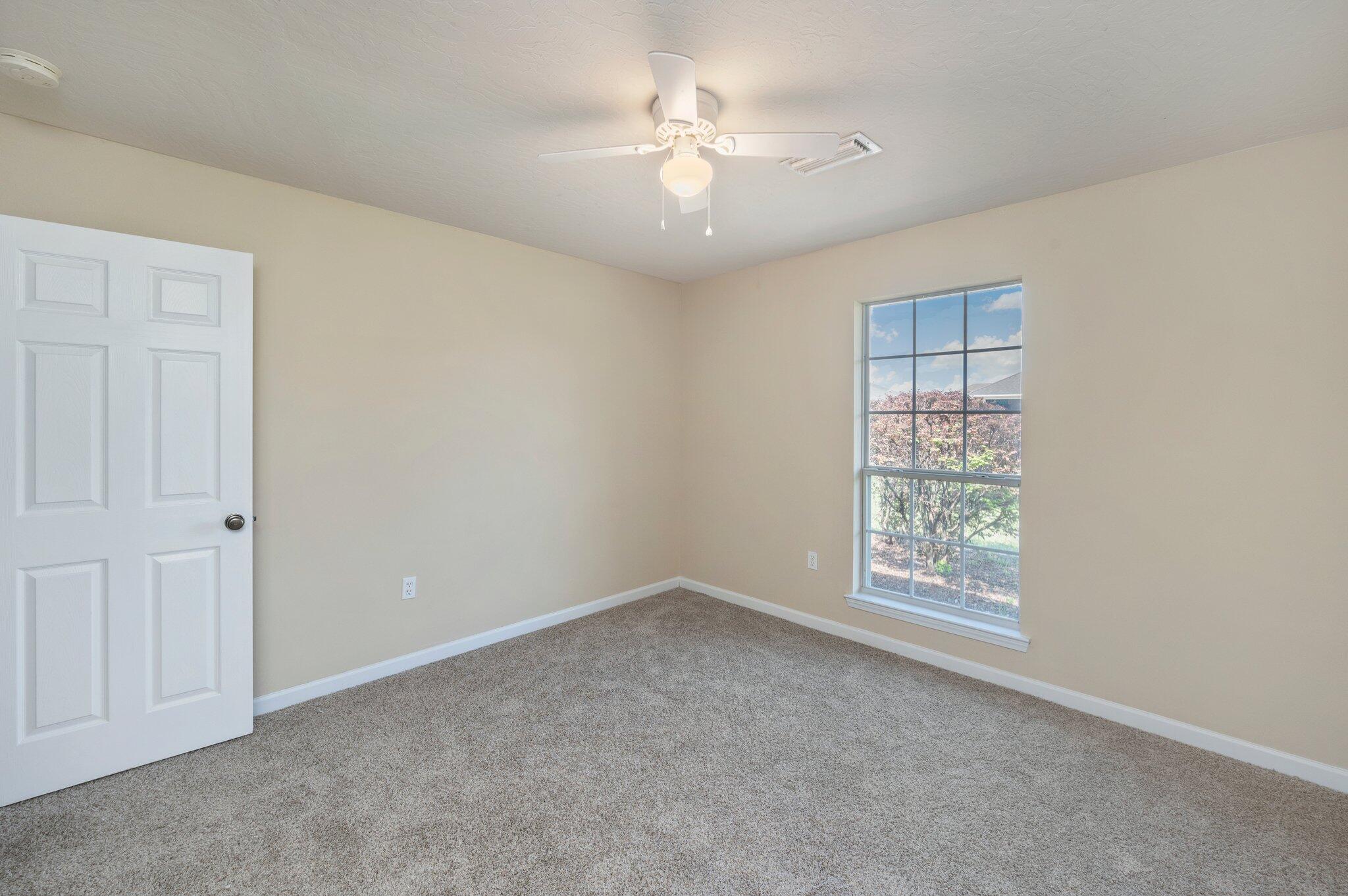 LEE FARMS PH II - Residential Lease