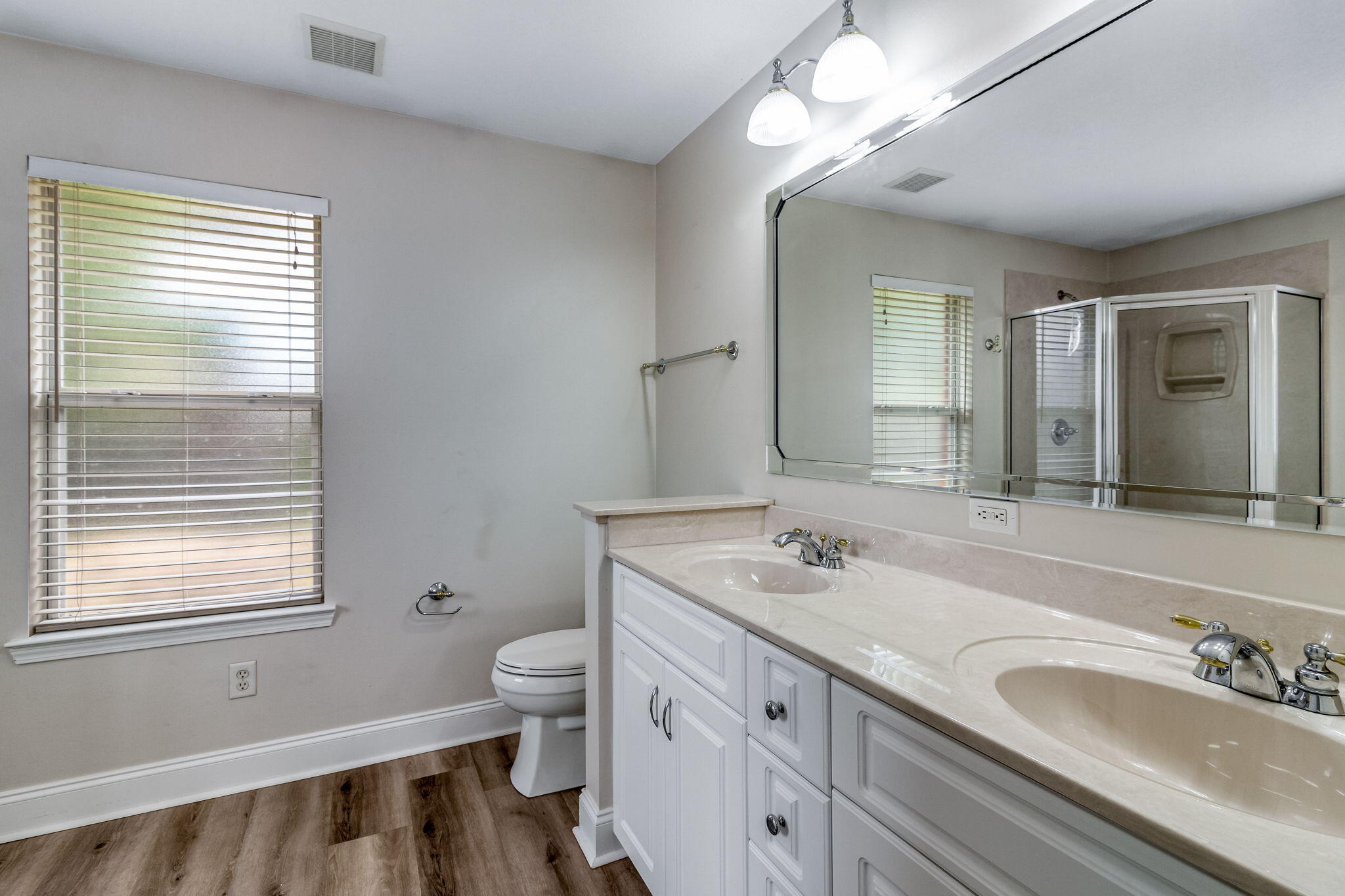 INDIAN LAKE PH 1 - Residential Lease