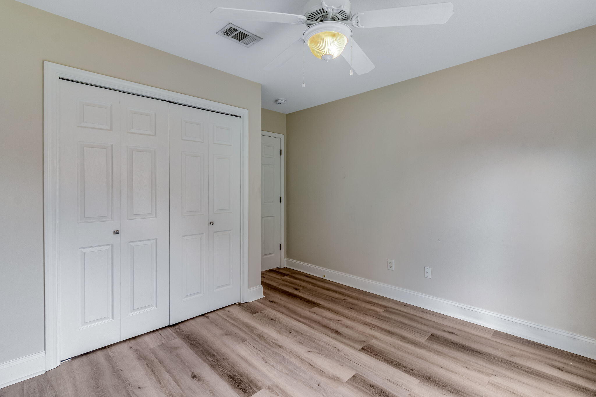 INDIAN LAKE PH 1 - Residential Lease