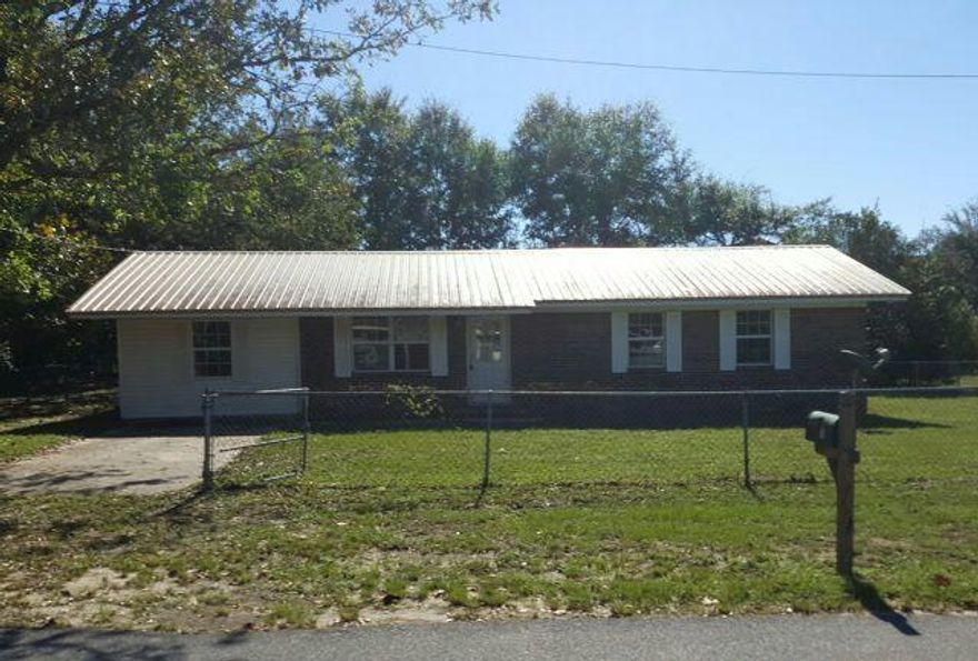 1975 Ranch offers 4 bed, 2 bath, with approximately 1250 square feet of living space, all situated on a well manicured lot measuring about 0.34 acres. The home has an open floor plan with a sizable kitchen that has good storage and prep space plus a centre island with breakfast bar. The bedrooms are comfortably sized. The neutral paint and natural light give the home a bright and airy feel. Home needs a few finishing touches. Come check it out!This property is bank owned. It is sold in as-is condition without repairs or warranty. Buyer is responsible for verifying all information contained in this listing.