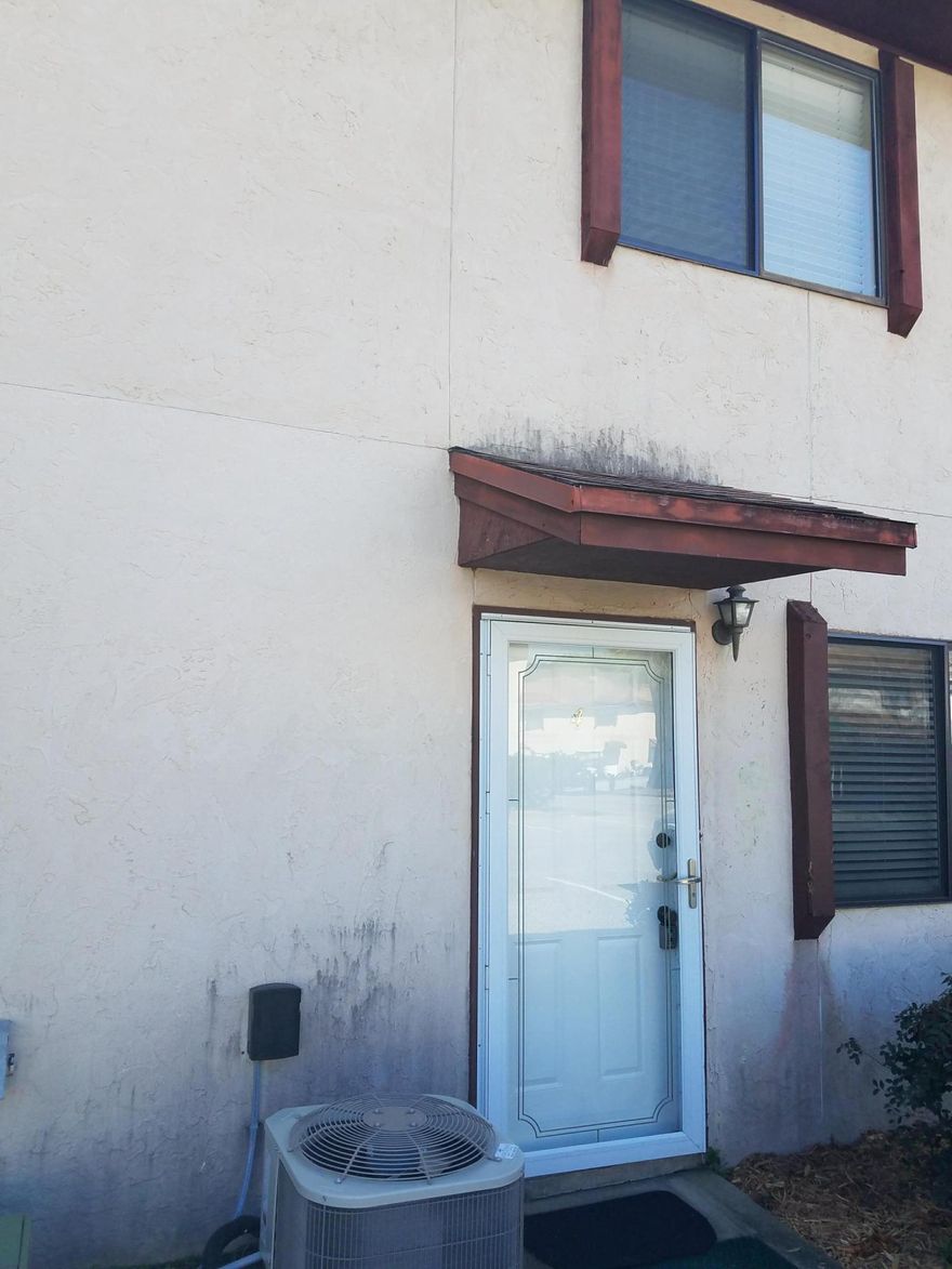 BACK ON MARKET due to buyer financing.
Amazing first home or investment opportunity. This unit has a proven rental history, and is MOVE-IN READY. New flooring throughout! Well maintained with new HVAC system and pre-listing repairs complete. The yard is a must-see, with an over-sized awning shading an outdoor carpeted patio and privacy fenced yard space. This home includes lots of updates including light fixtures, shower door, storm door, freshly painted, and did I mention brand new flooring throughout? Plus, Washer/Dryer and Microwave to convey with the unit. Check it out now while it's still available! Buyer to verify all measurements.