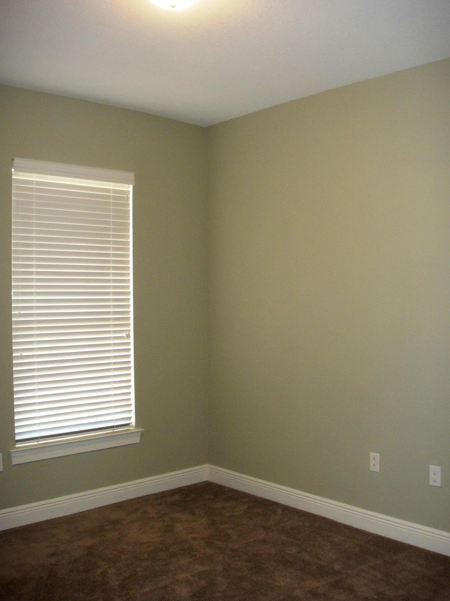 DIAMOND LAKES - Residential Lease