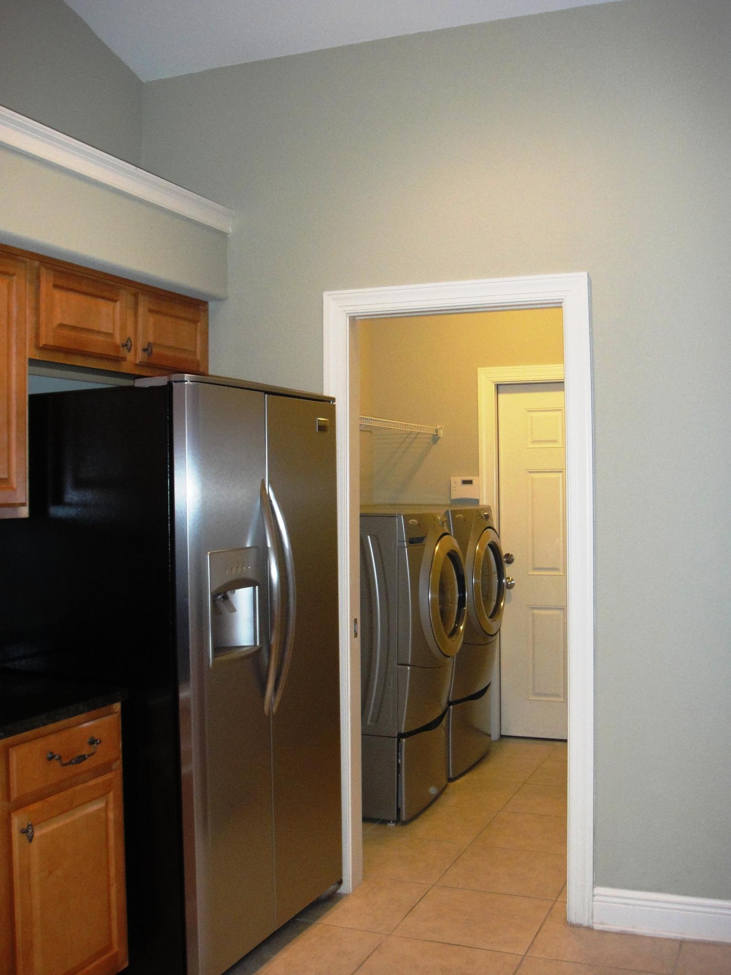 DIAMOND LAKES - Residential Lease