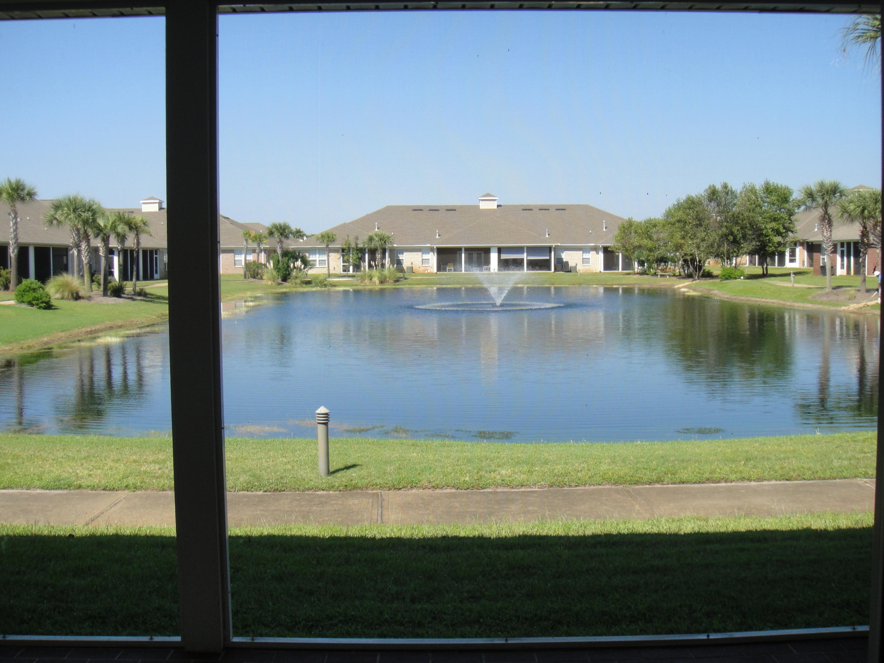 DIAMOND LAKES - Residential Lease