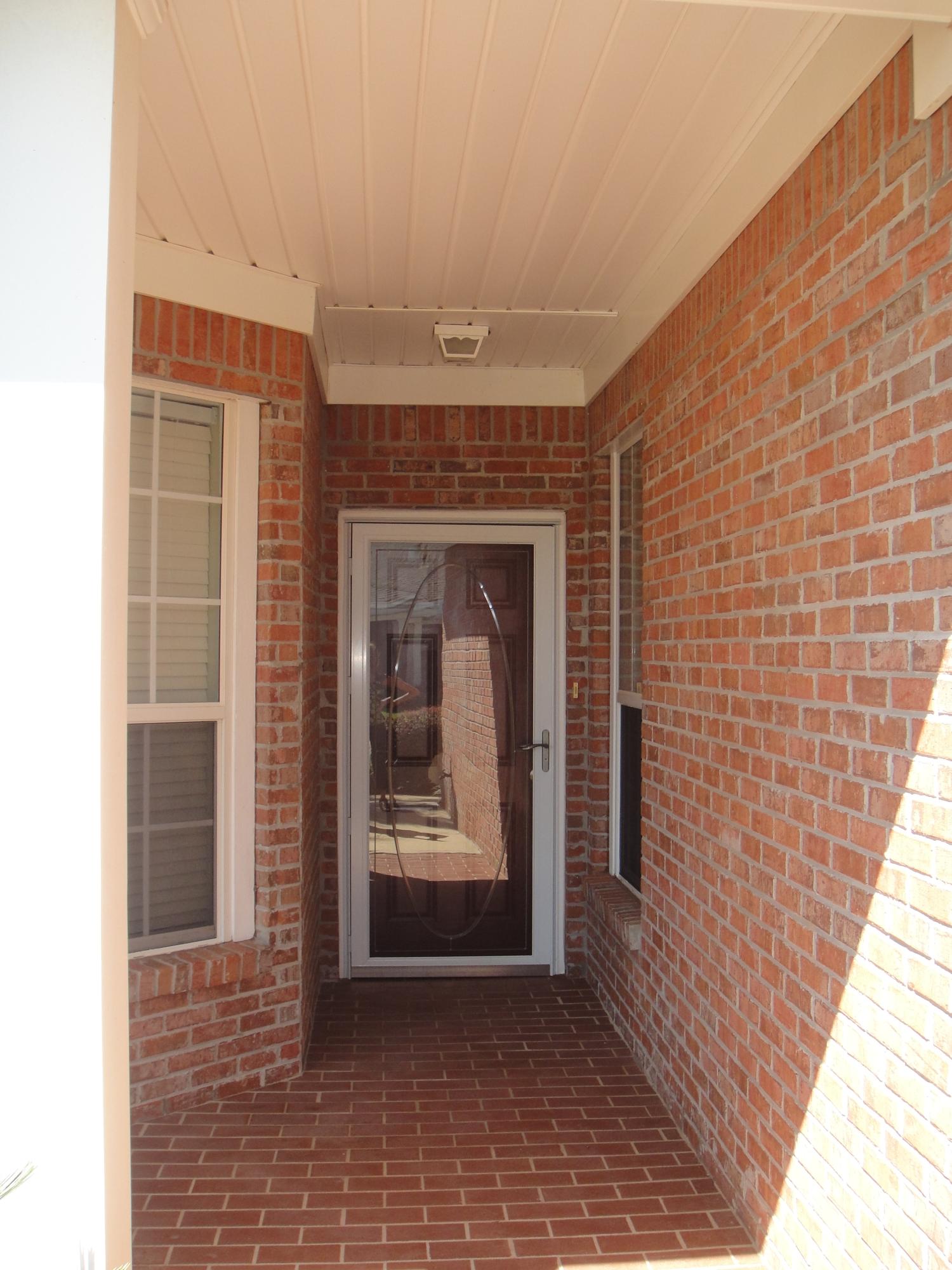 DIAMOND LAKES - Residential Lease