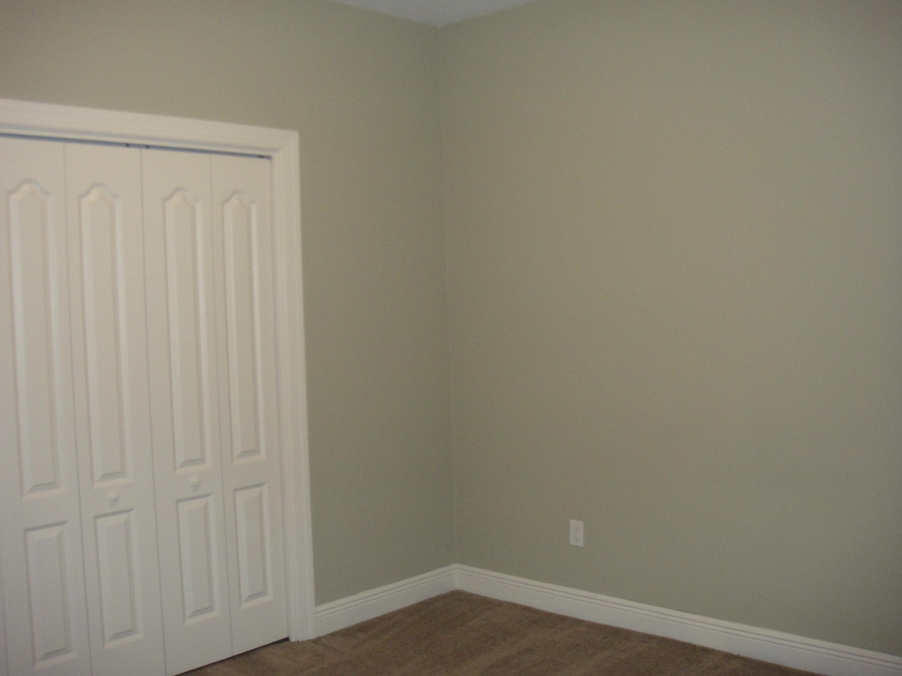 DIAMOND LAKES - Residential Lease