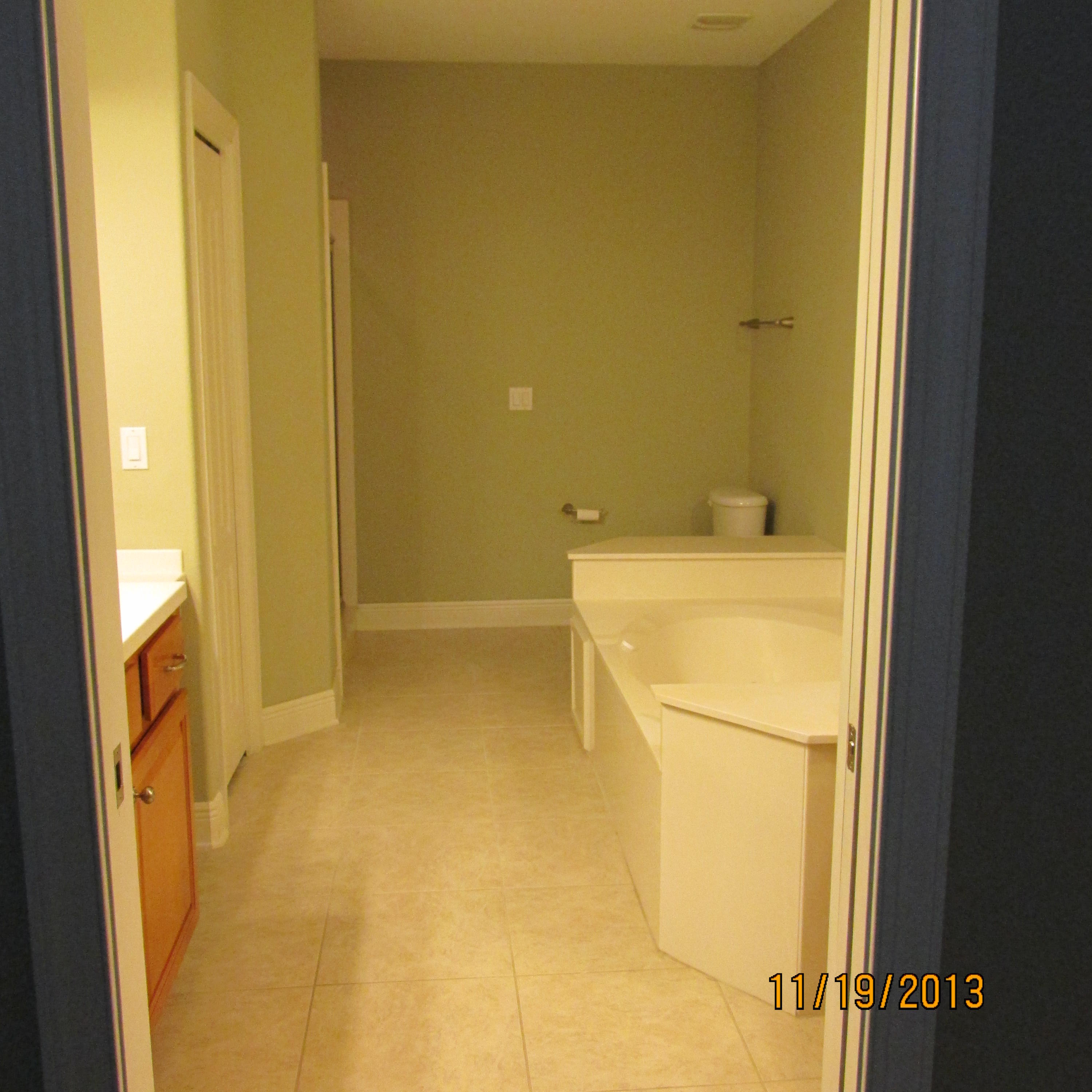 DIAMOND LAKES - Residential Lease