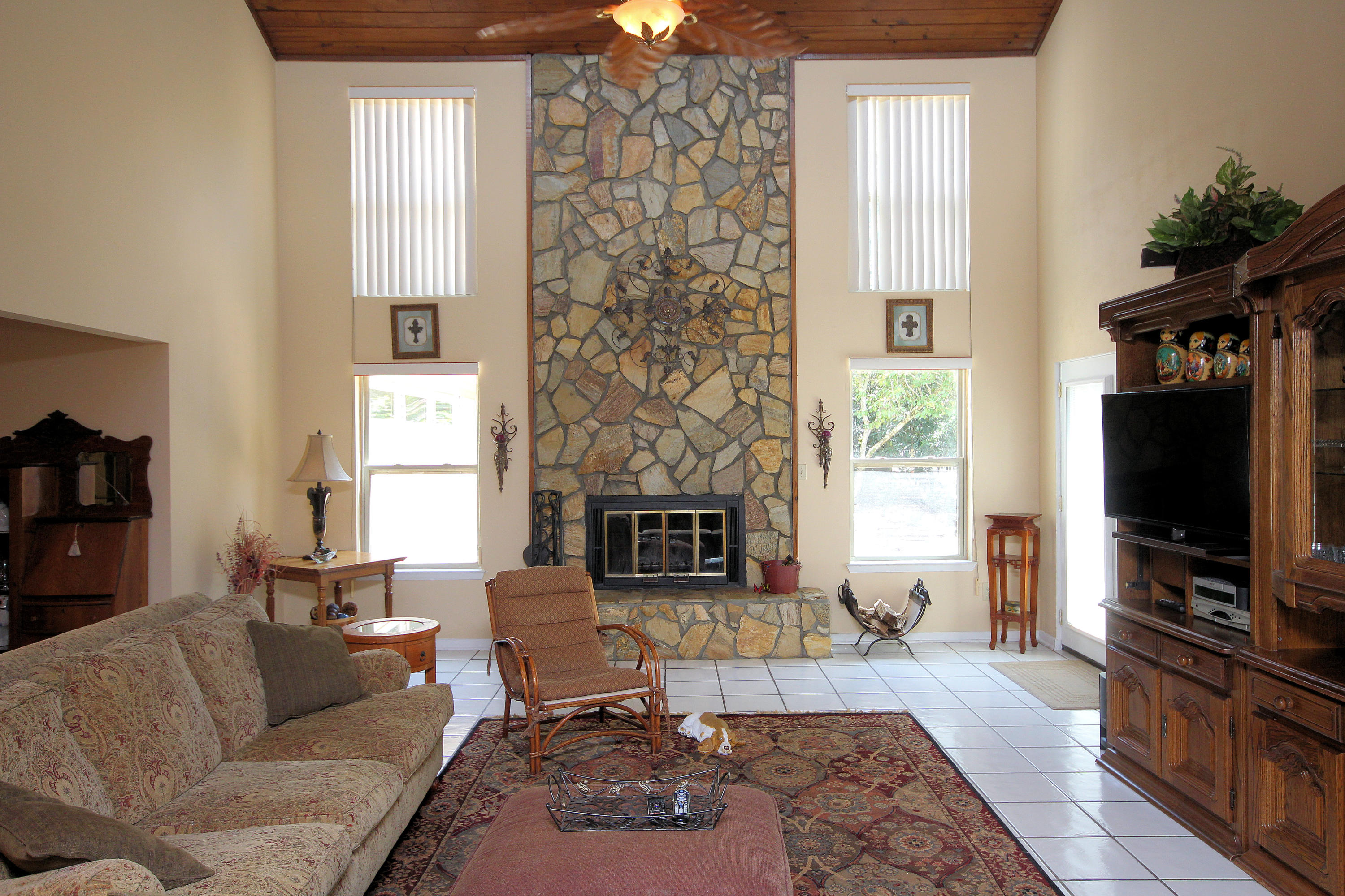 ST ANDREWS SOUTH BLUEWATER BAY 1 - Residential