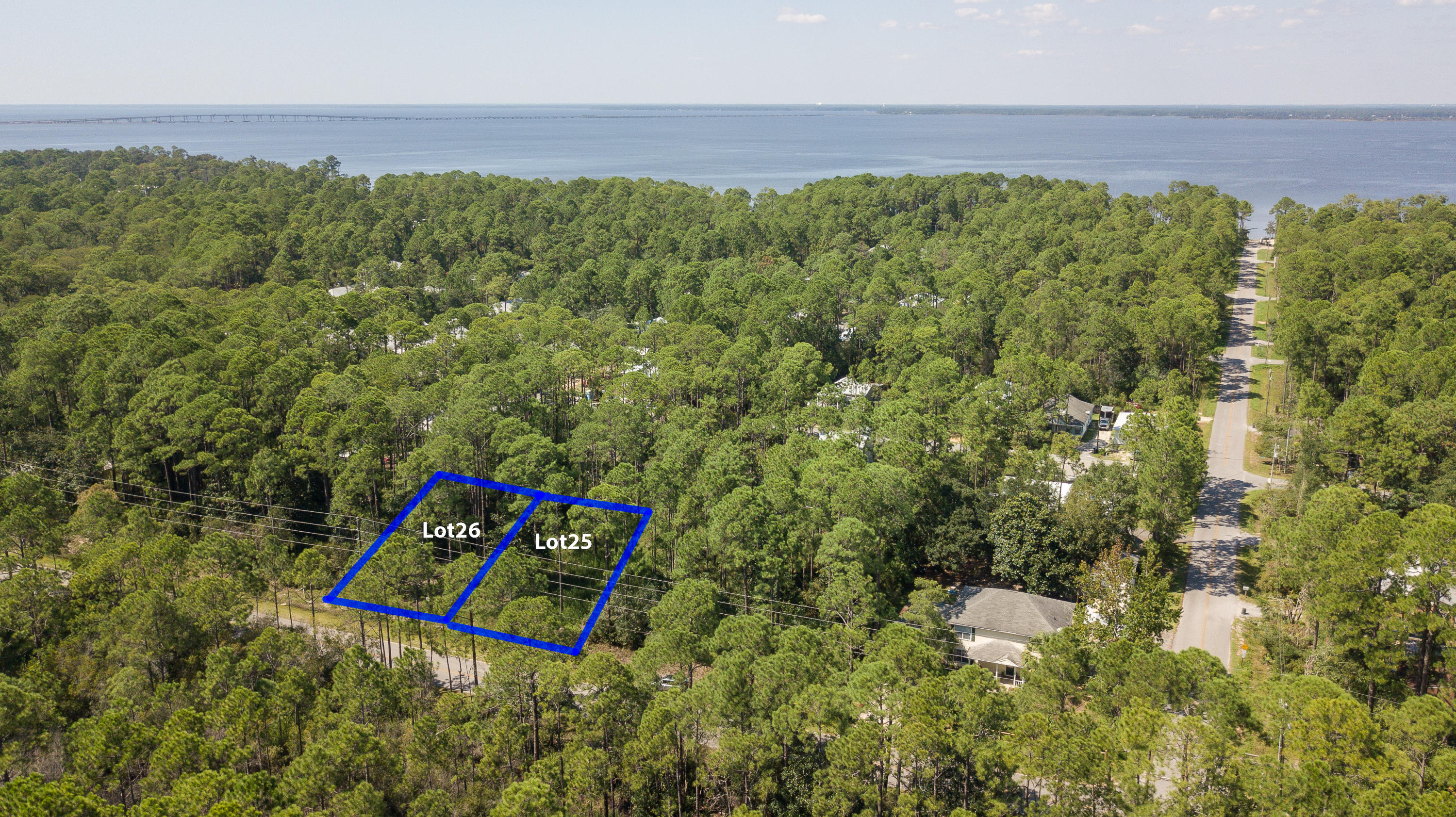 MAGNOLIA BEACH - Land