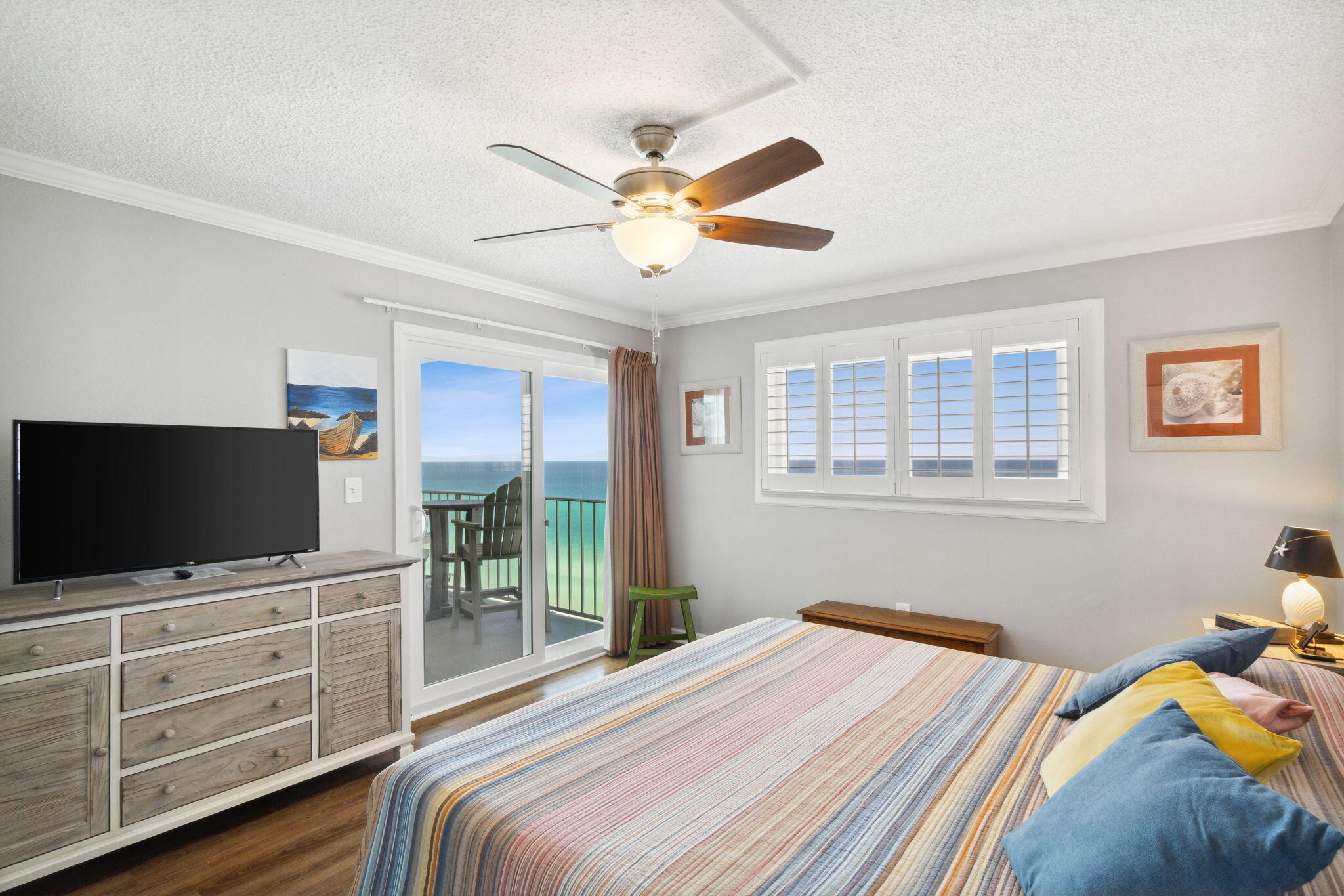 REGENCY TOWERS - Residential