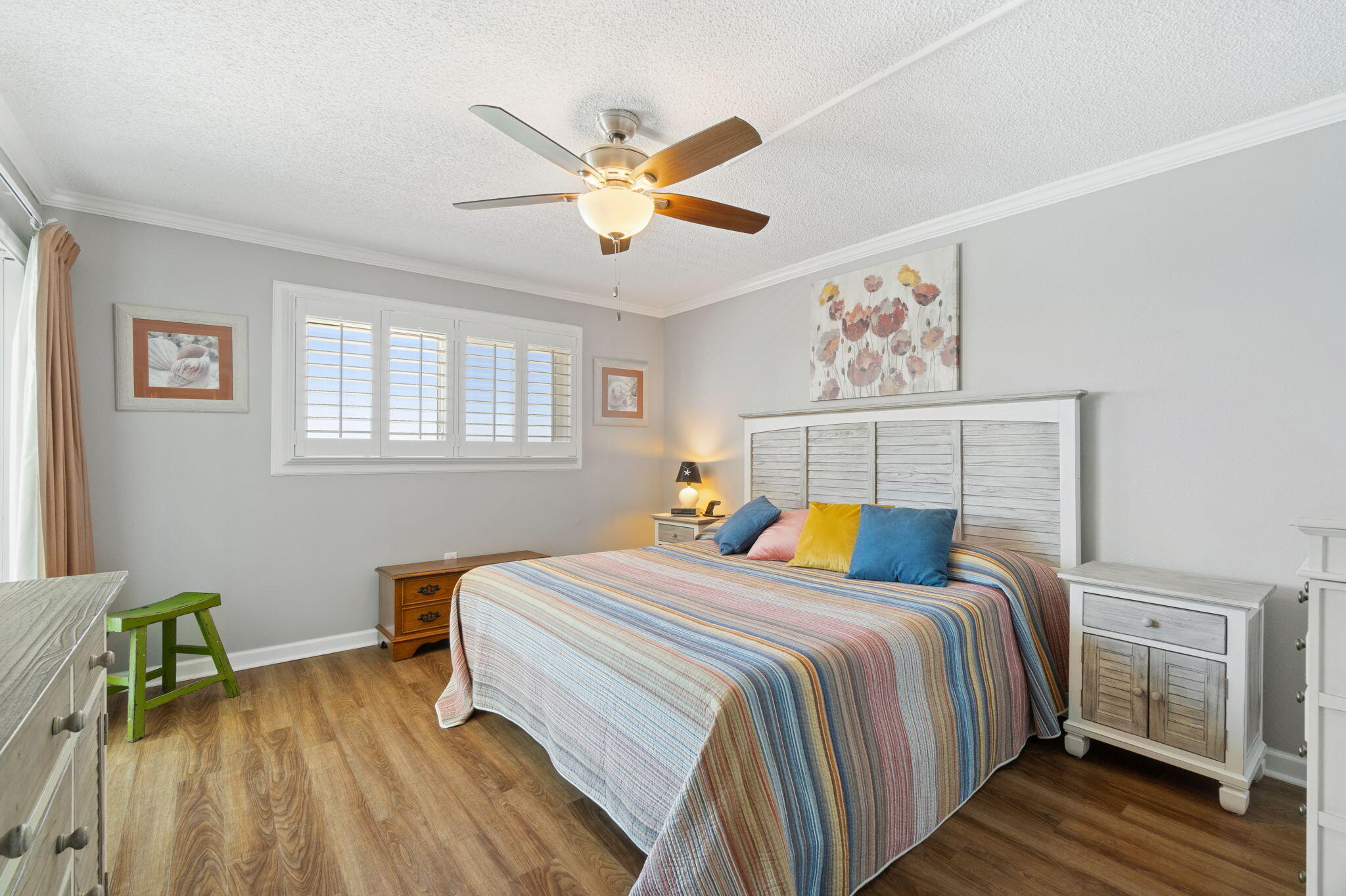 REGENCY TOWERS - Residential