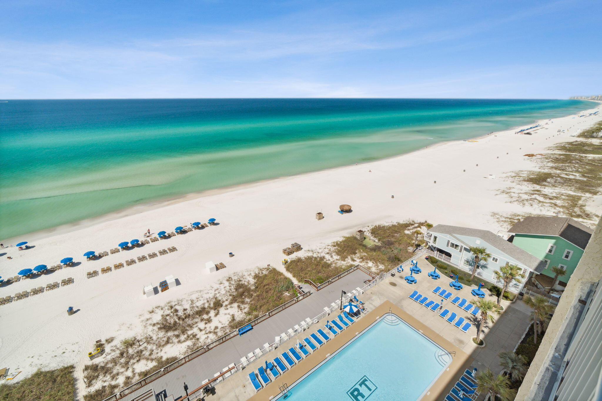 REGENCY TOWERS - Residential