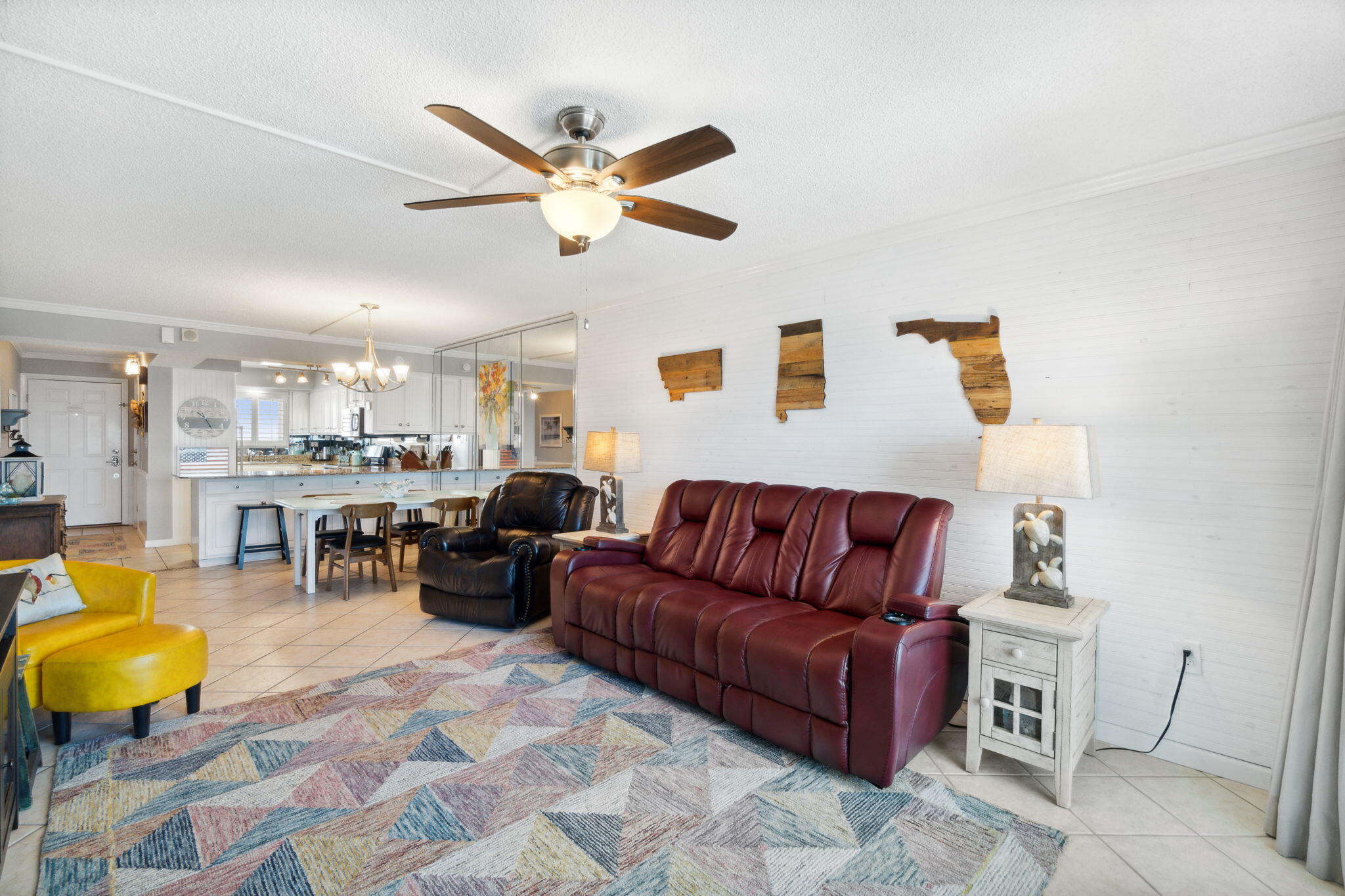 REGENCY TOWERS - Residential