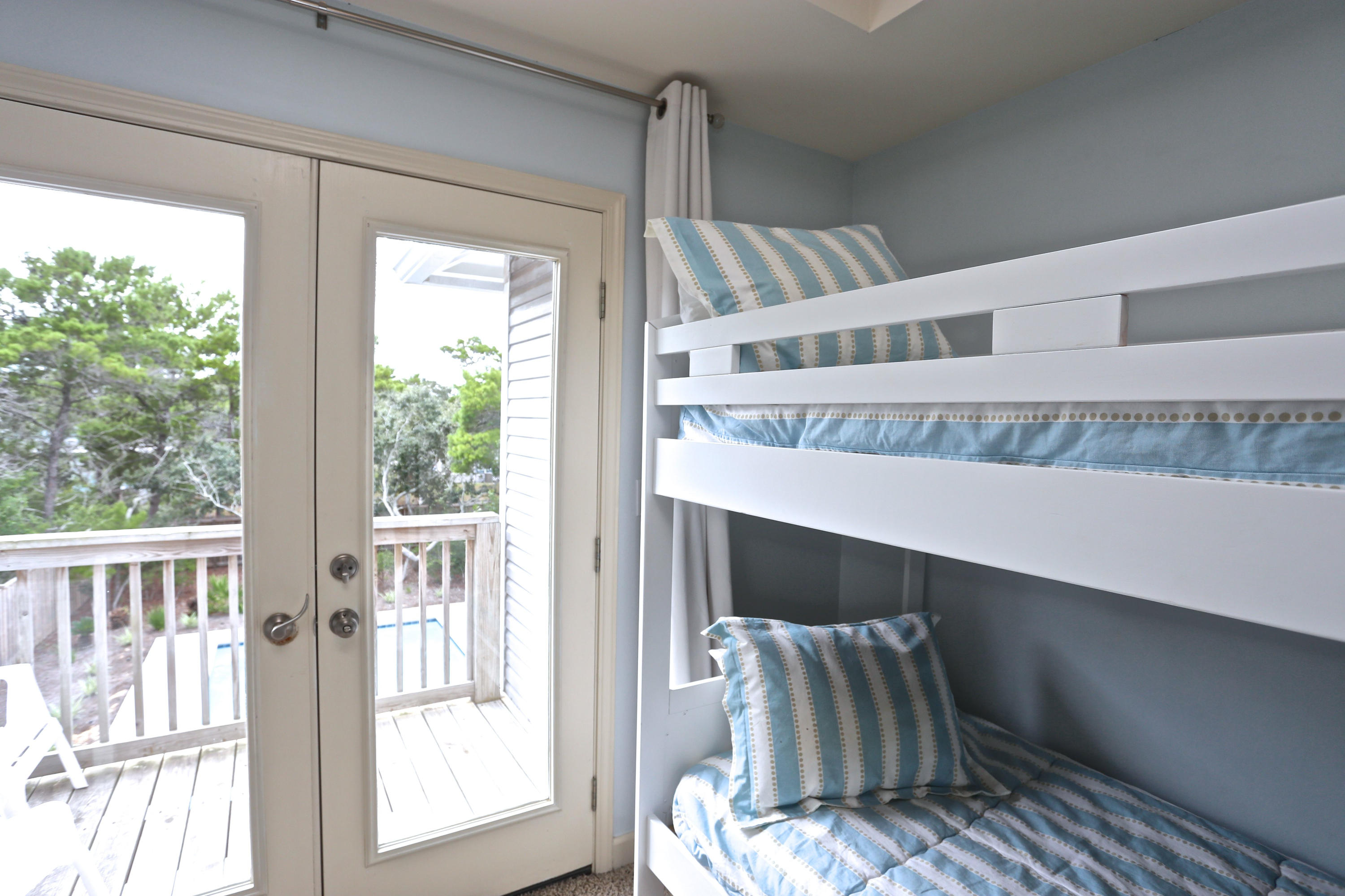 CRYSTAL BEACH - Residential