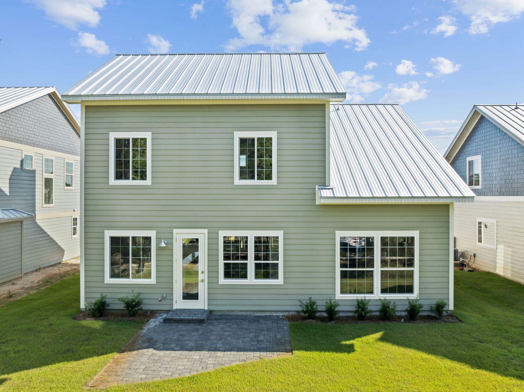 EAGLE BAY - Residential