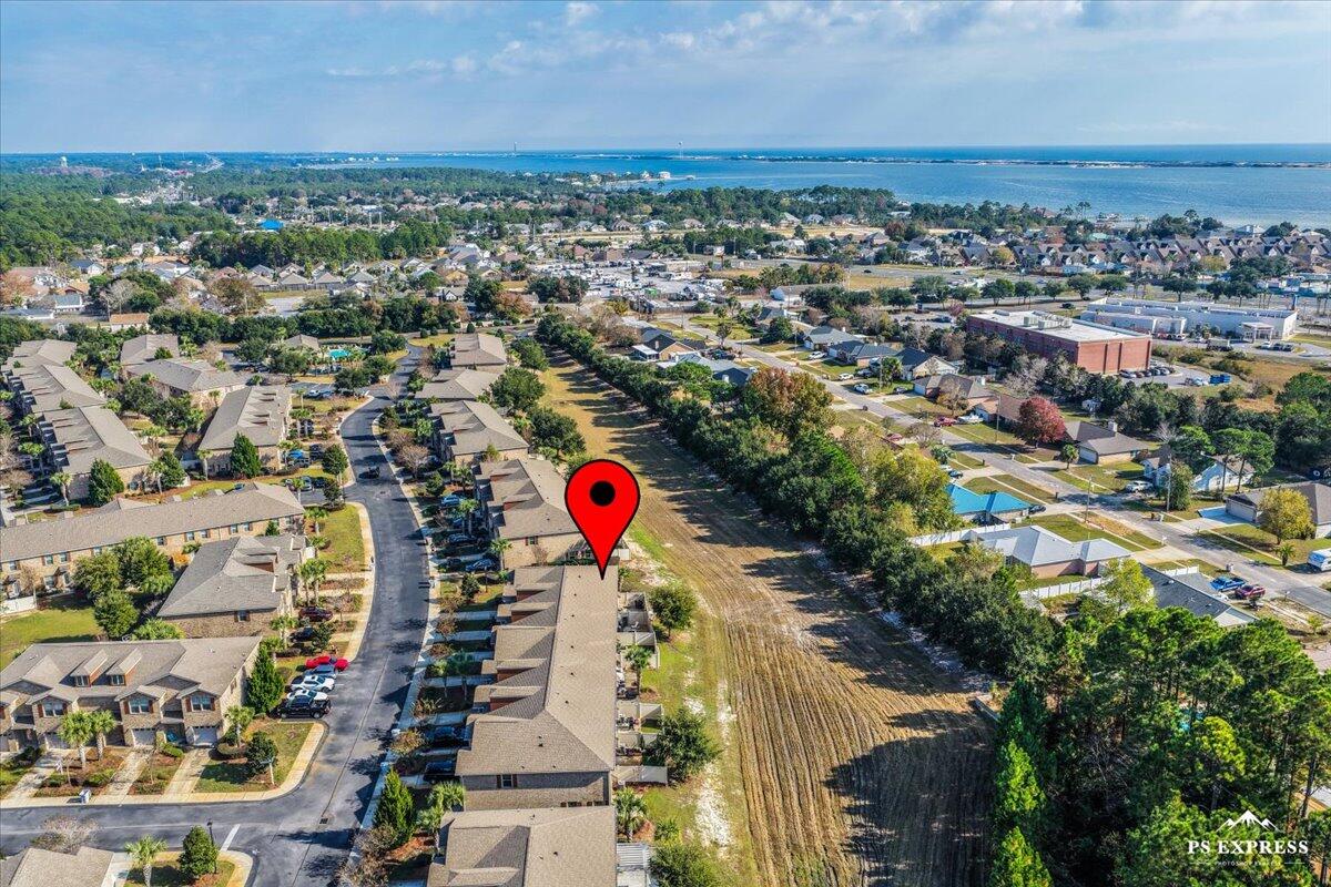 RESERVE POINTE - Residential