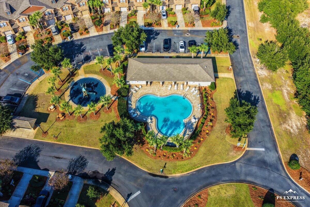 RESERVE POINTE - Residential