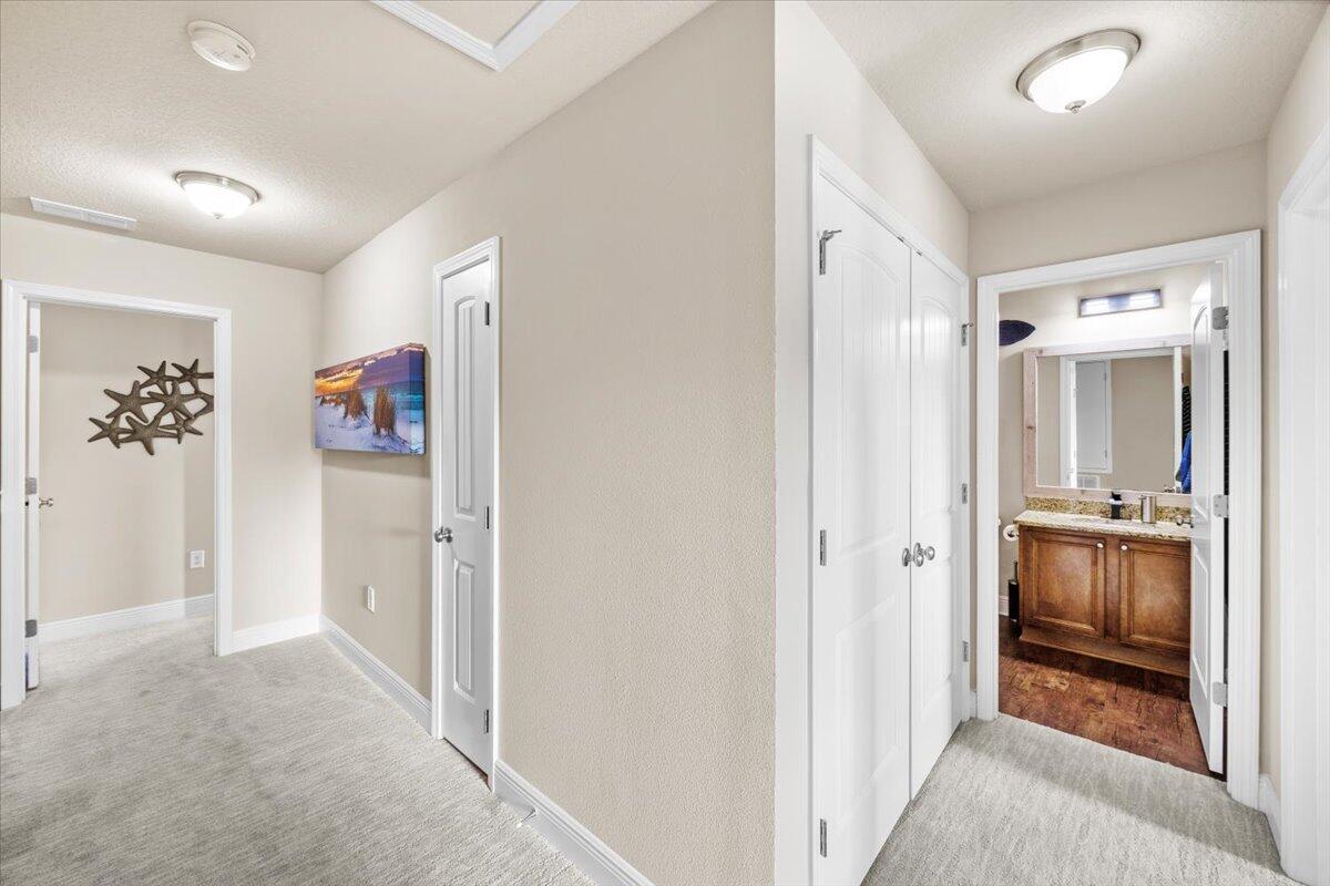 RESERVE POINTE - Residential