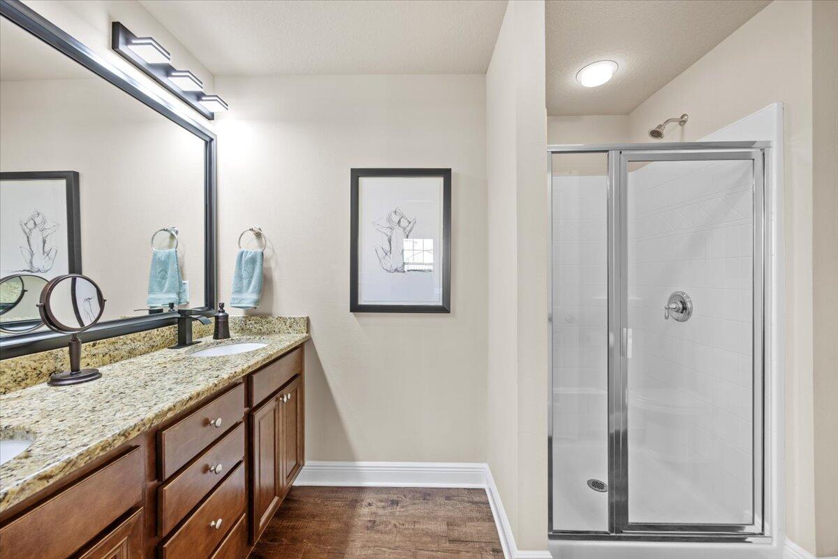 RESERVE POINTE - Residential