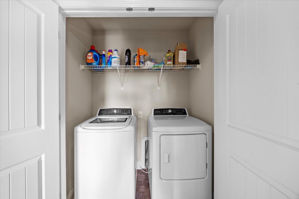 RESERVE POINTE - Residential