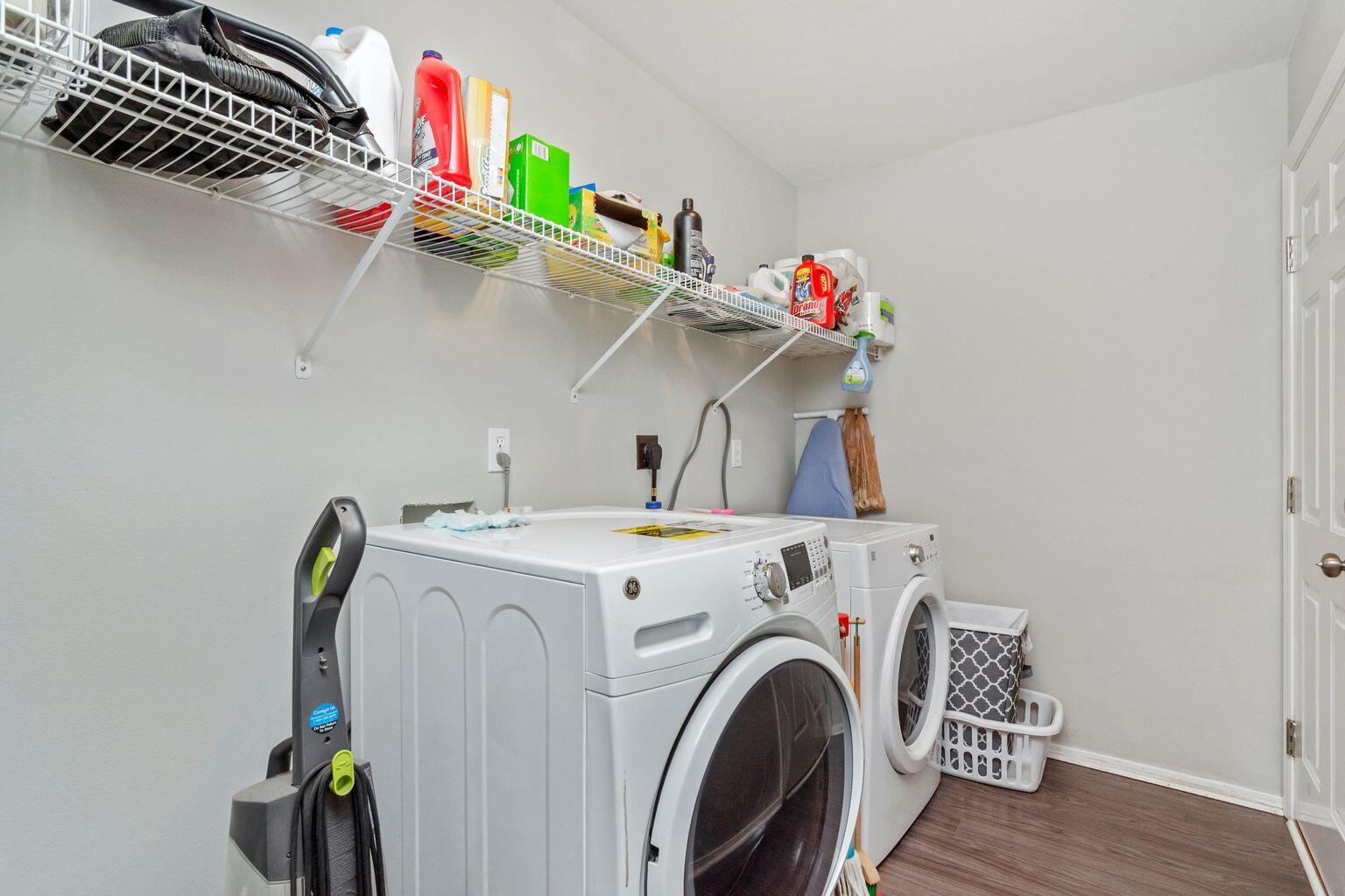 HUNTERS RUN S/D - Residential Lease