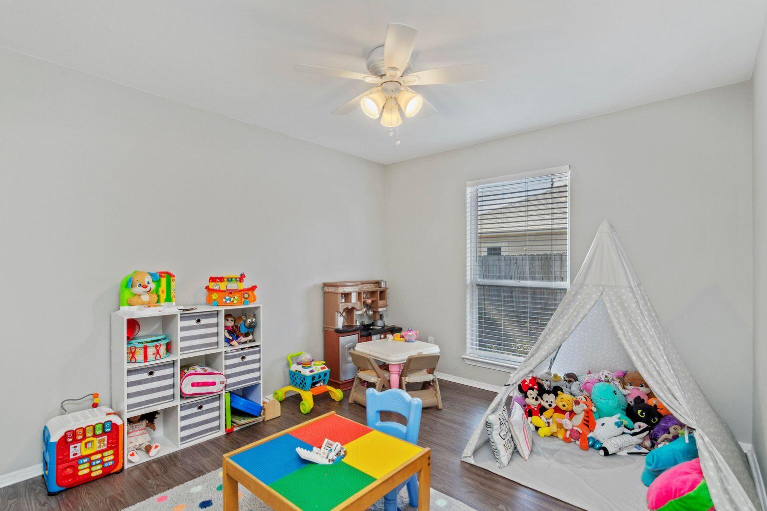 HUNTERS RUN S/D - Residential Lease