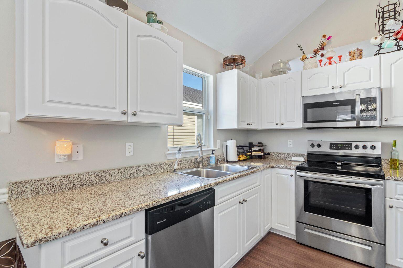 HUNTERS RUN S/D - Residential Lease