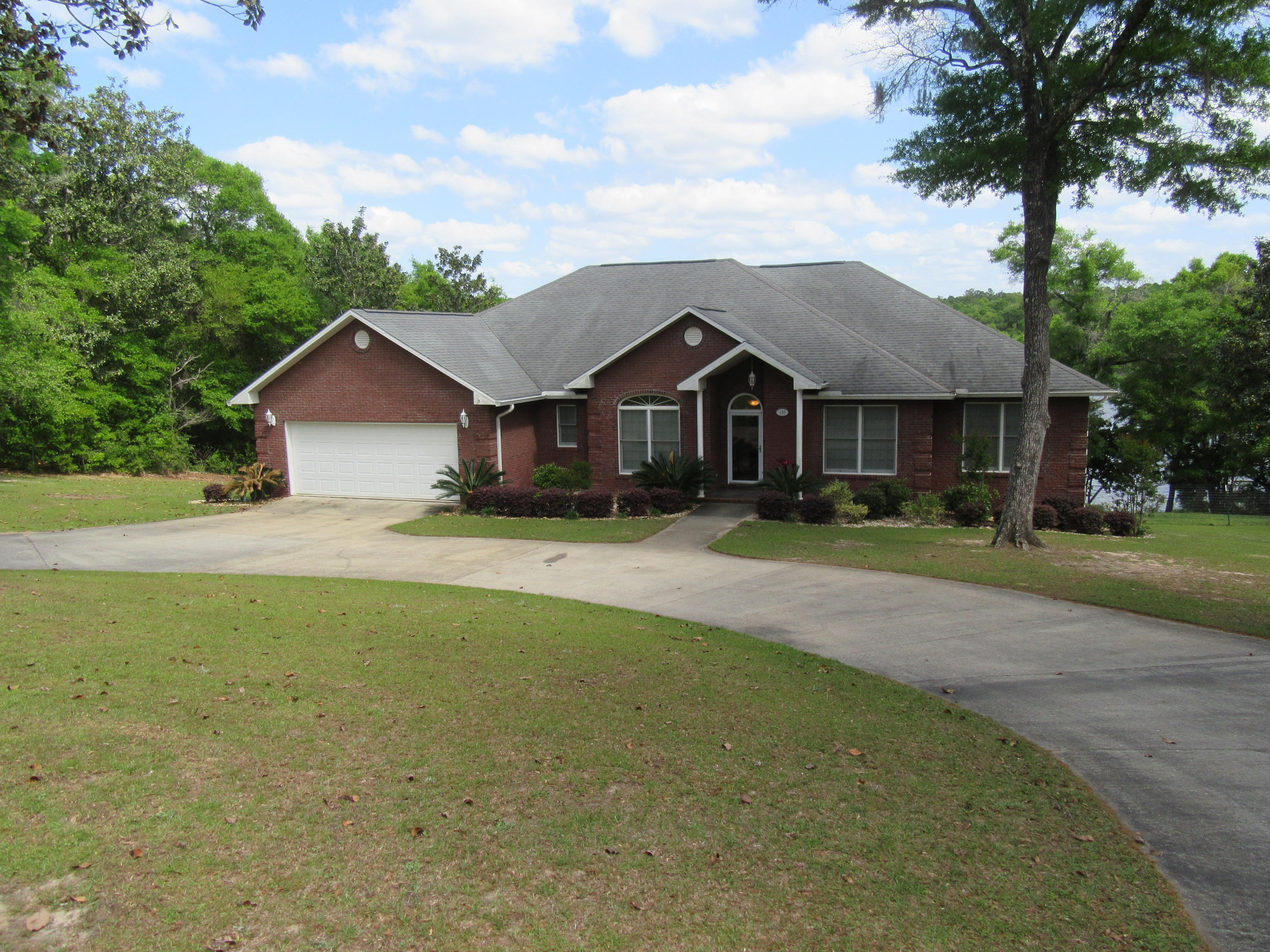 LAKE HOLLEY ESTATES - Residential