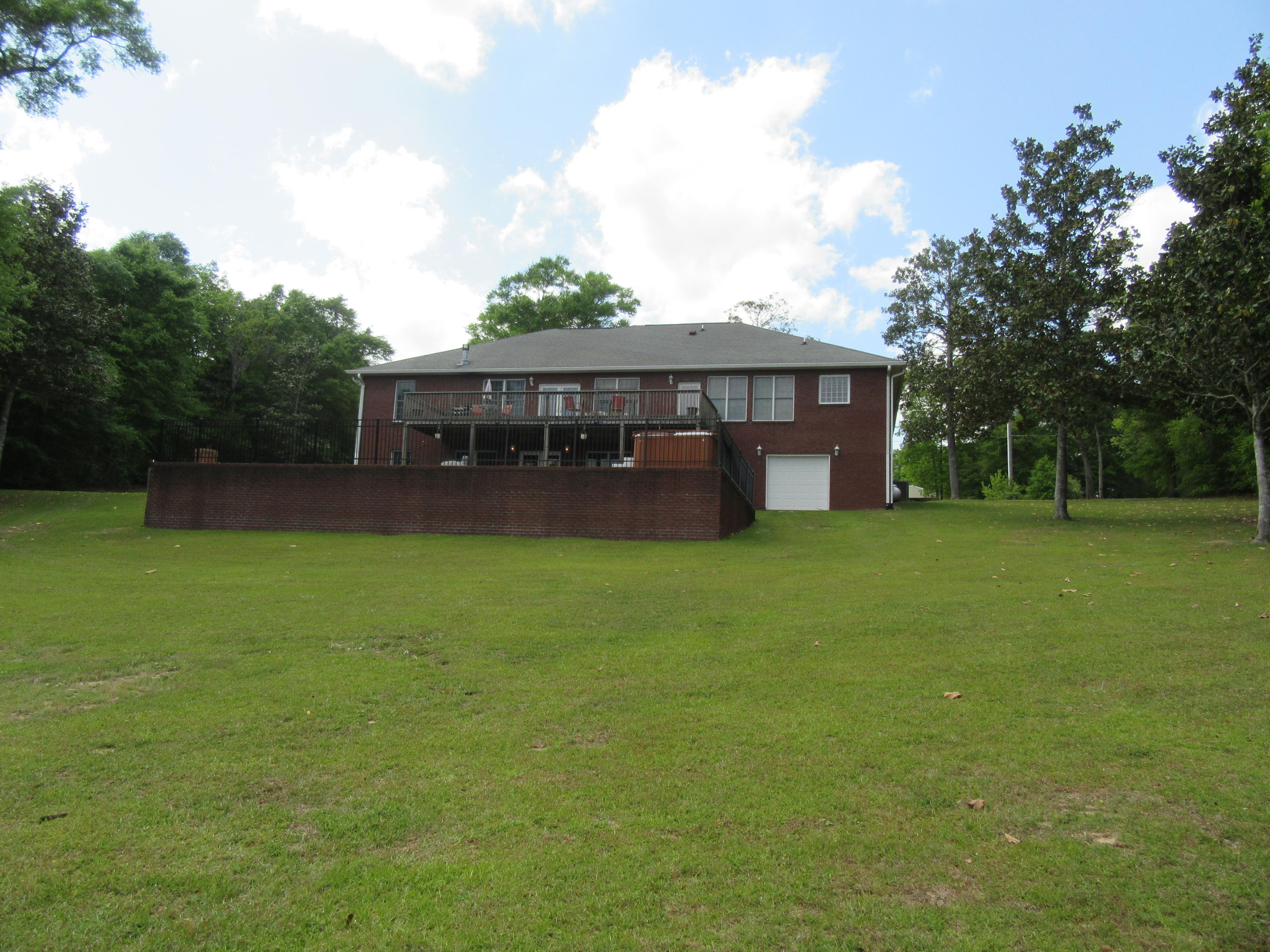 LAKE HOLLEY ESTATES - Residential