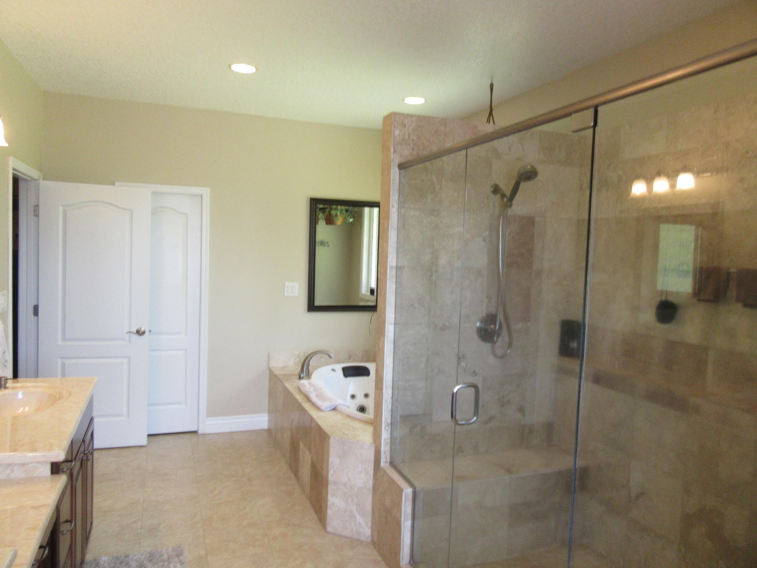 LAKE HOLLEY ESTATES - Residential