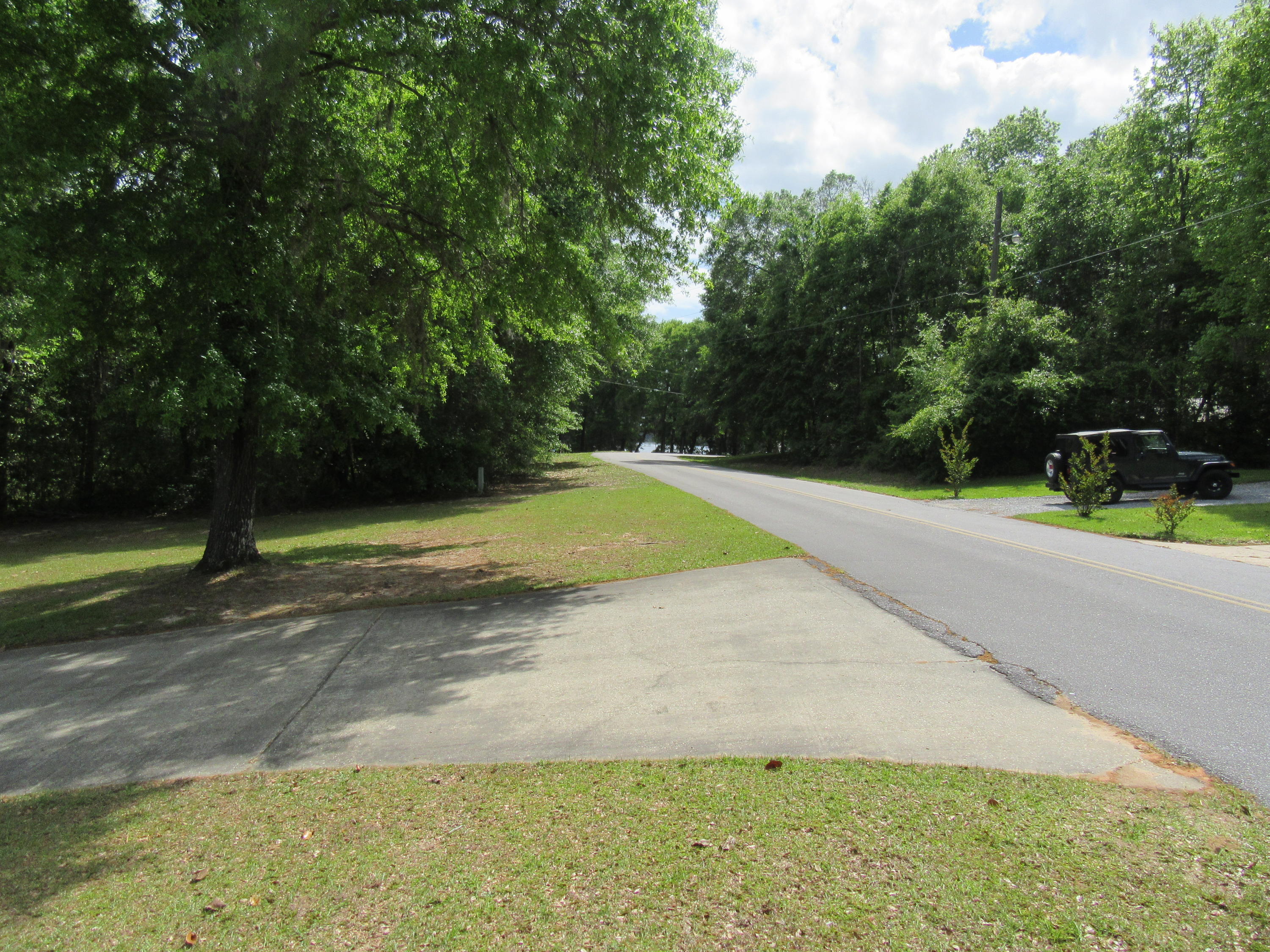 LAKE HOLLEY ESTATES - Residential