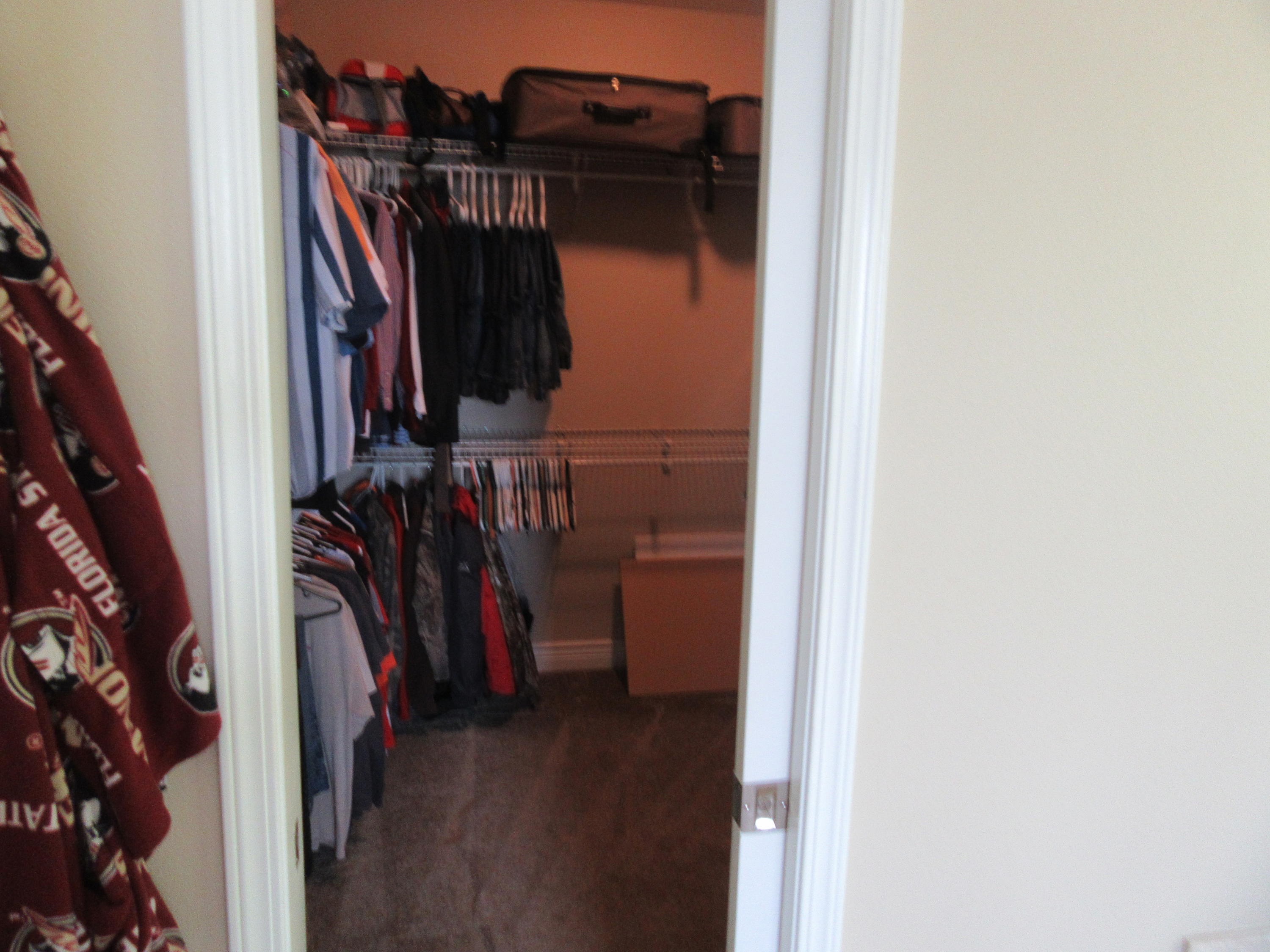 LAKE HOLLEY ESTATES - Residential