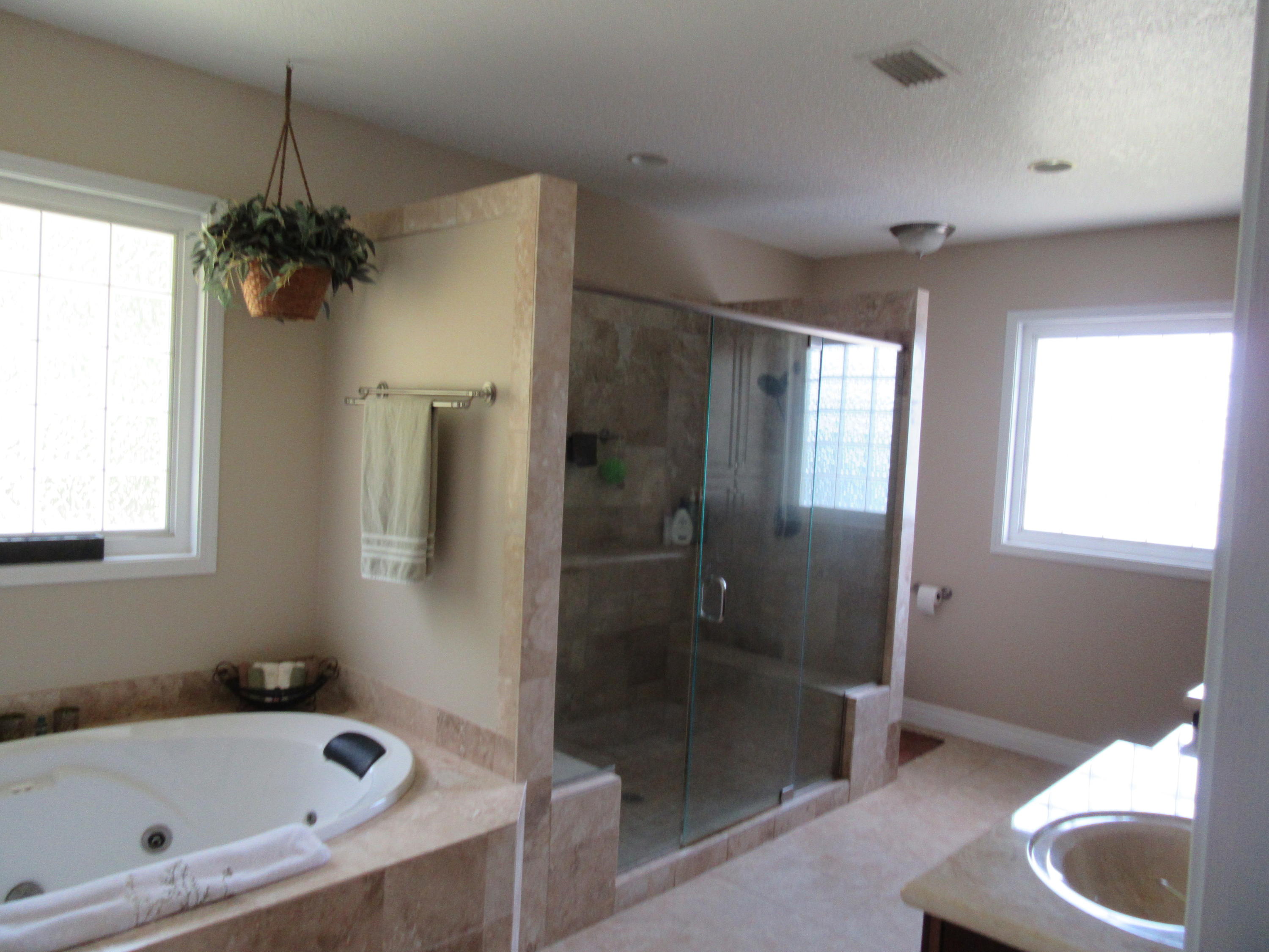 LAKE HOLLEY ESTATES - Residential