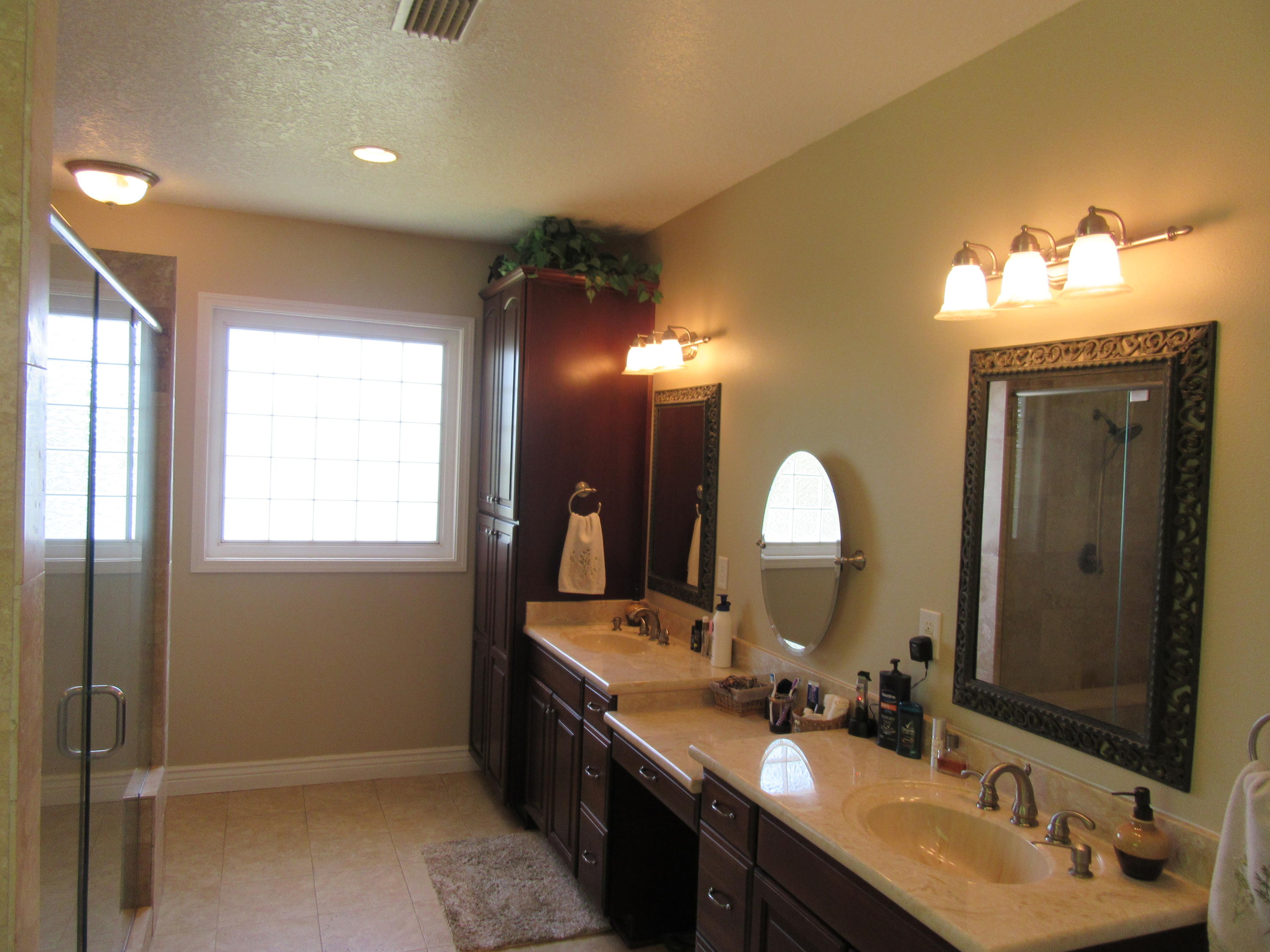 LAKE HOLLEY ESTATES - Residential