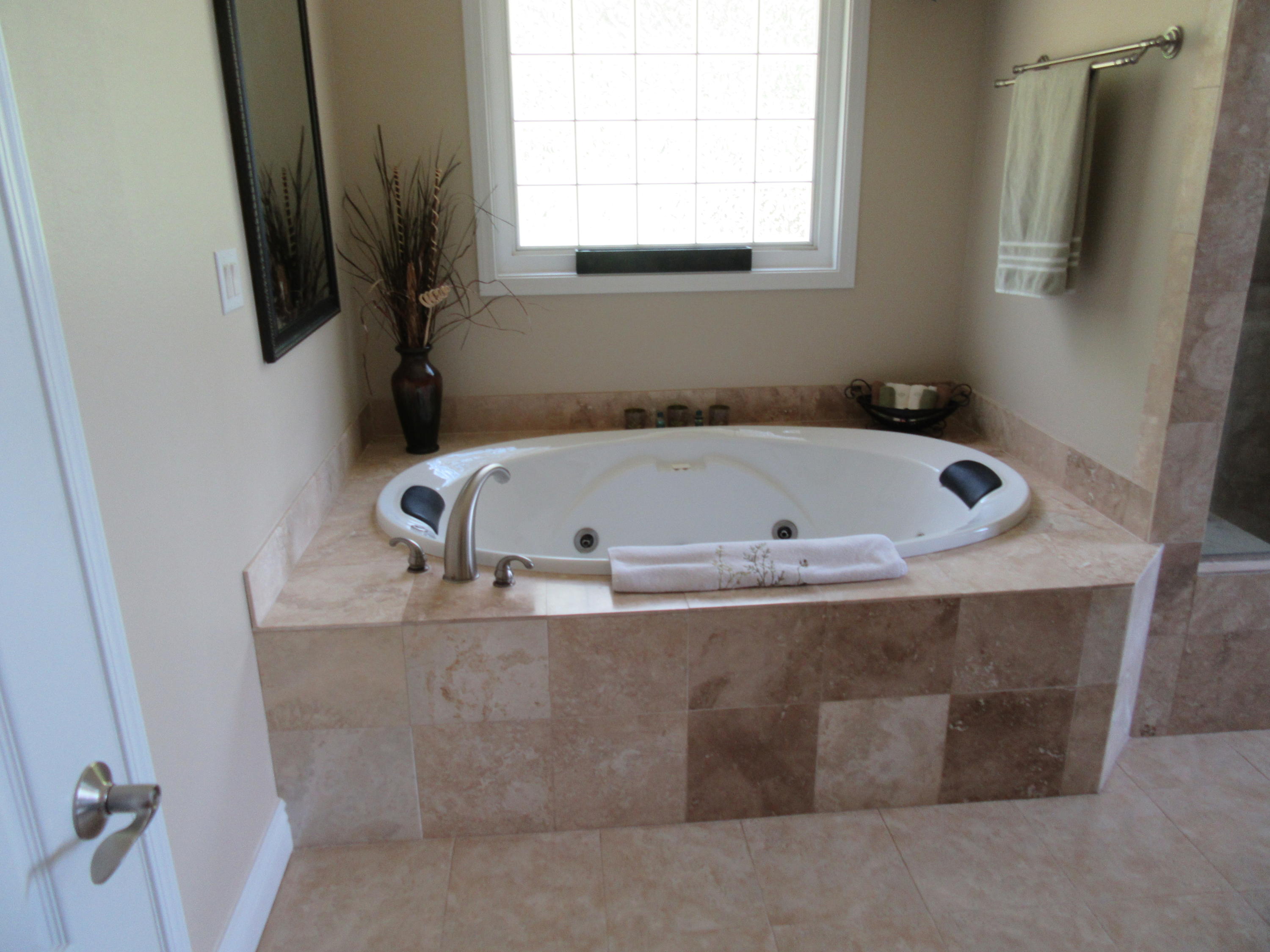 LAKE HOLLEY ESTATES - Residential