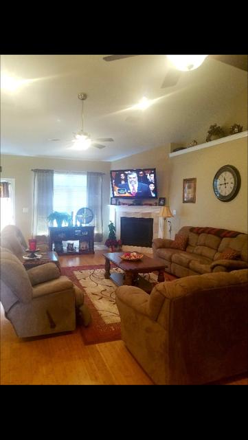 LAKE HOLLEY ESTATES - Residential