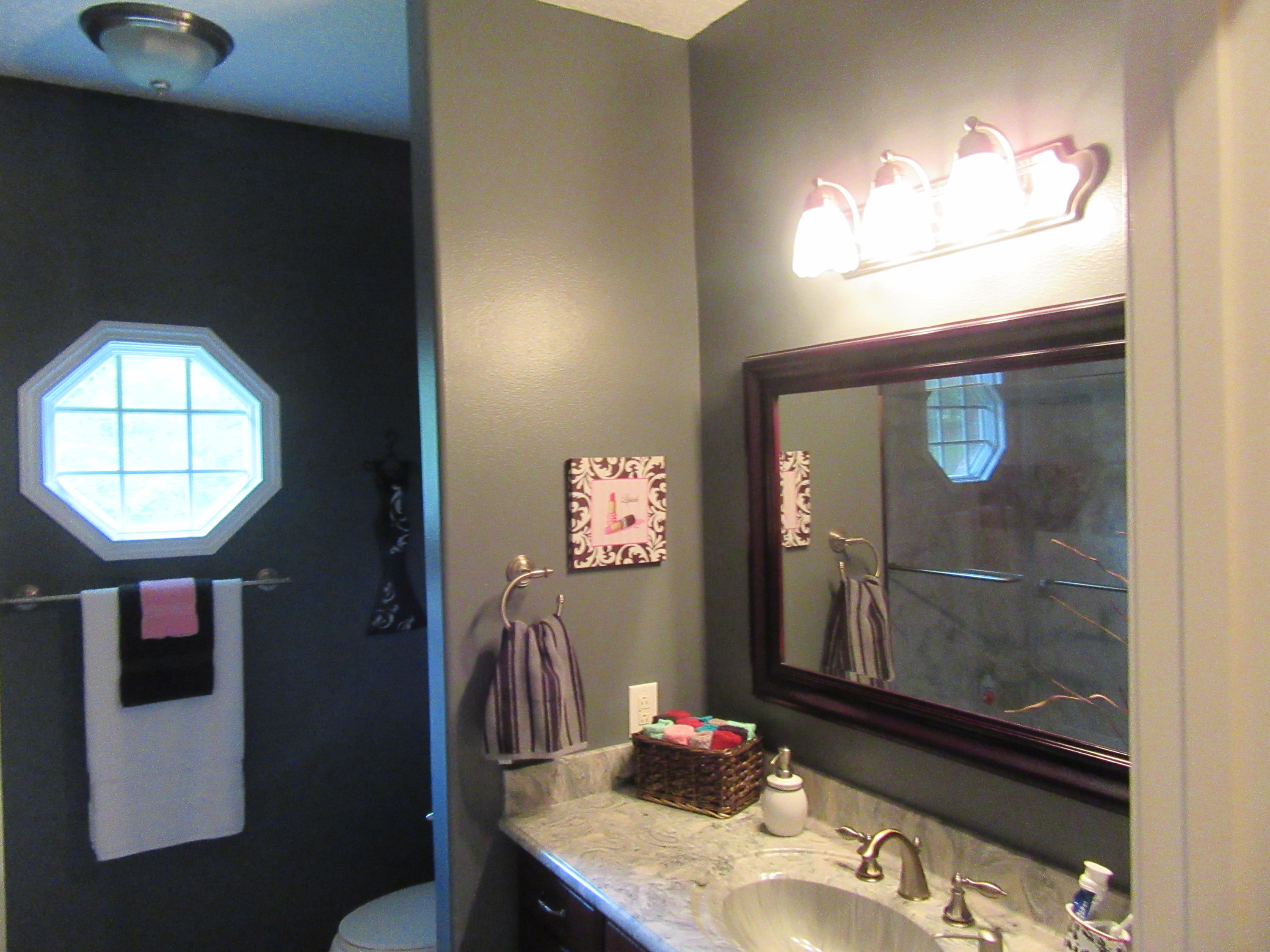 LAKE HOLLEY ESTATES - Residential