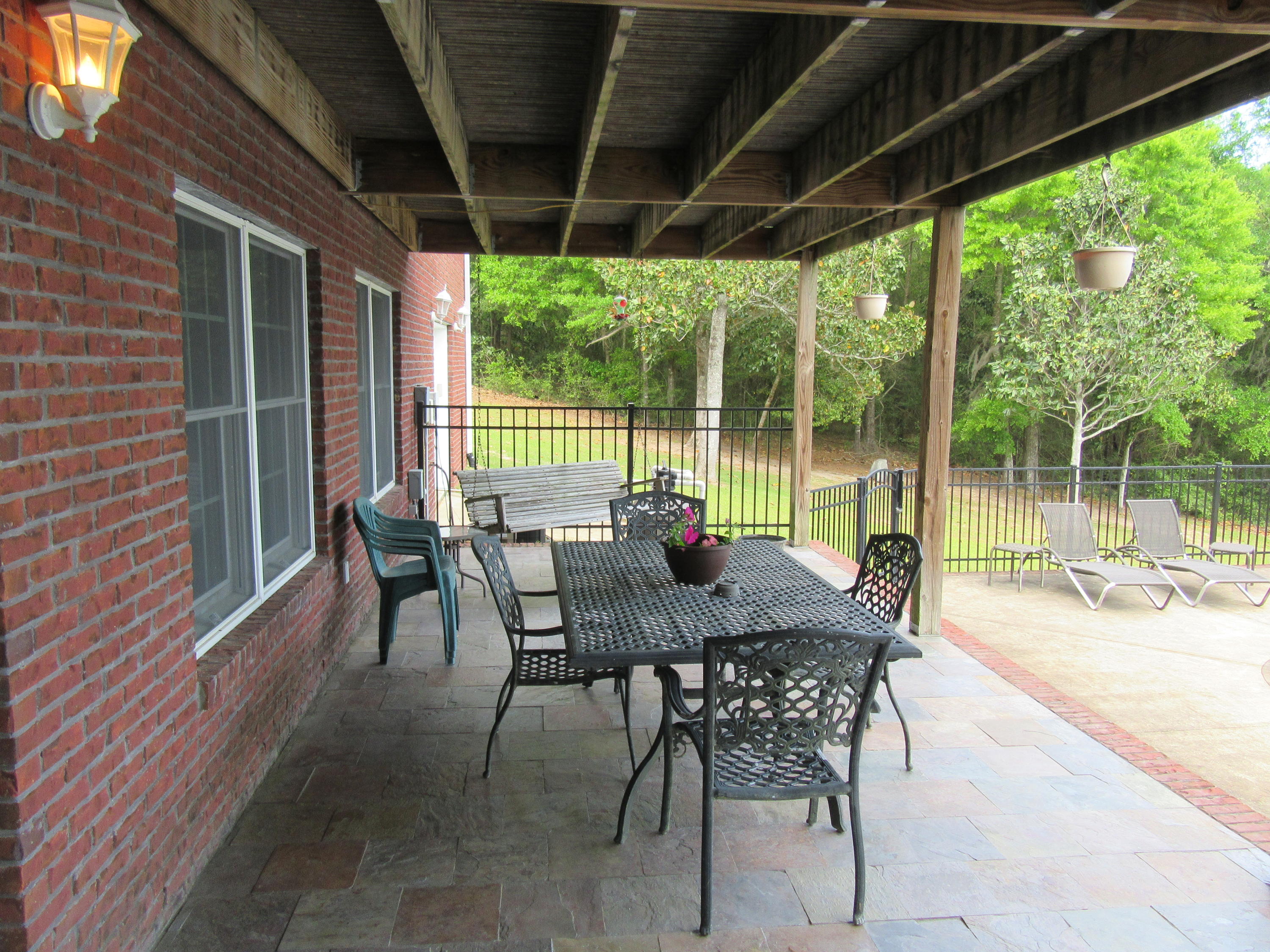 LAKE HOLLEY ESTATES - Residential