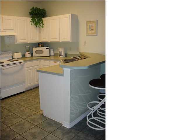 MARAVILLA COTTAGES - Residential Lease