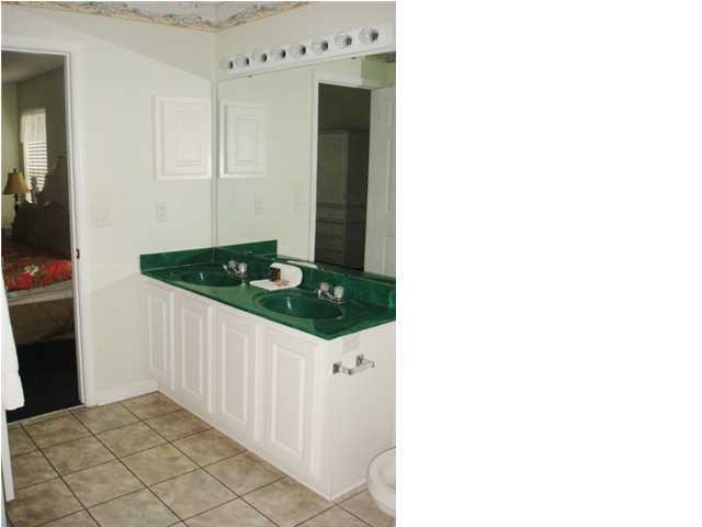 MARAVILLA COTTAGES - Residential Lease