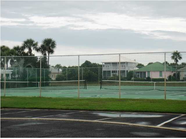 MARAVILLA COTTAGES - Residential Lease