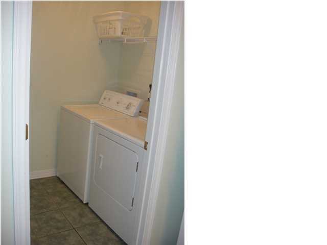 MARAVILLA COTTAGES - Residential Lease