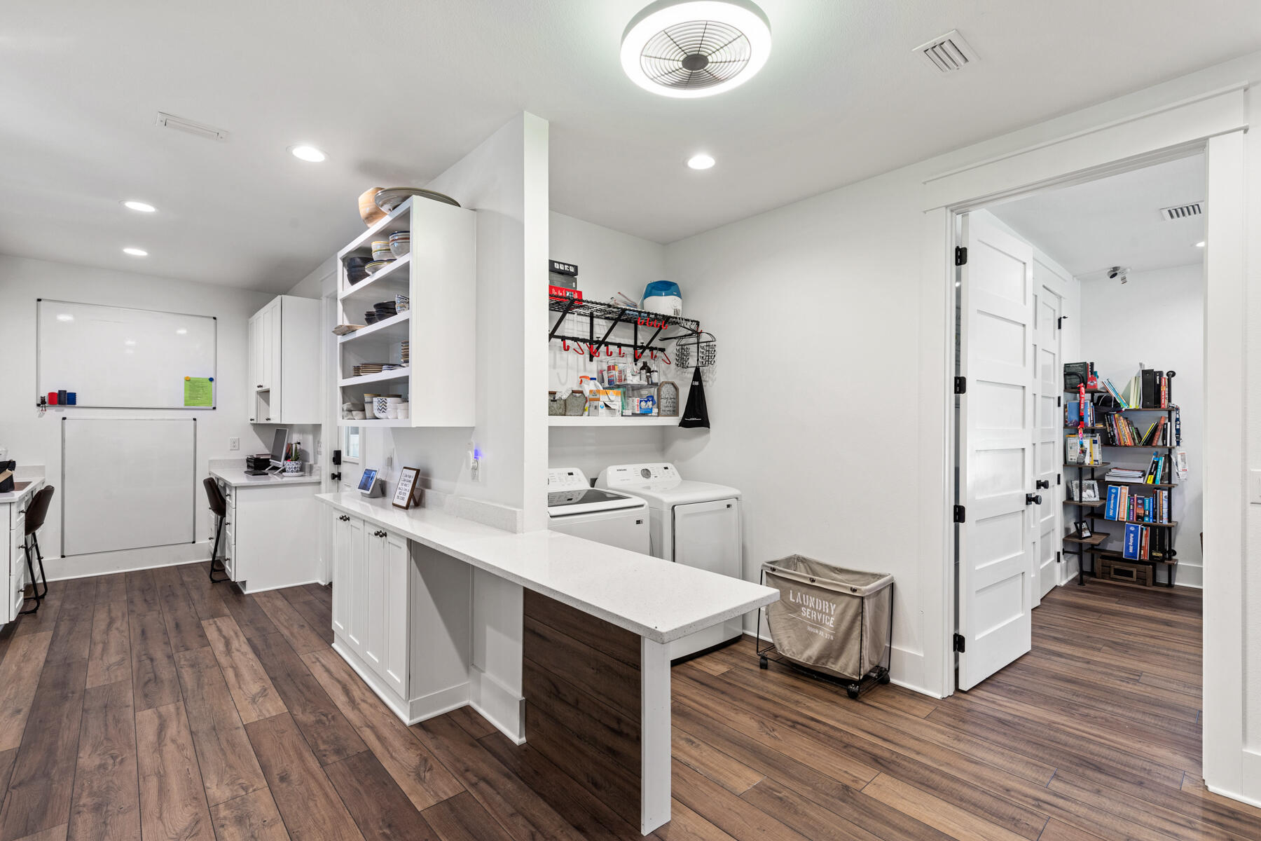 Ferry Park / Elliott Point - Residential