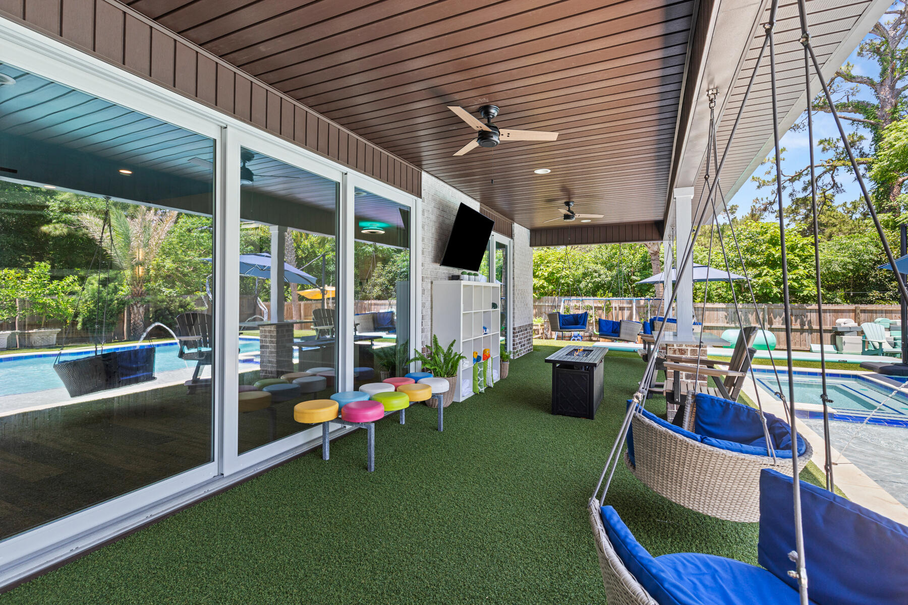 Ferry Park / Elliott Point - Residential