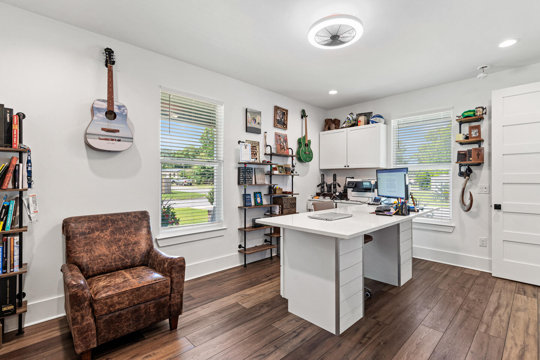Ferry Park / Elliott Point - Residential