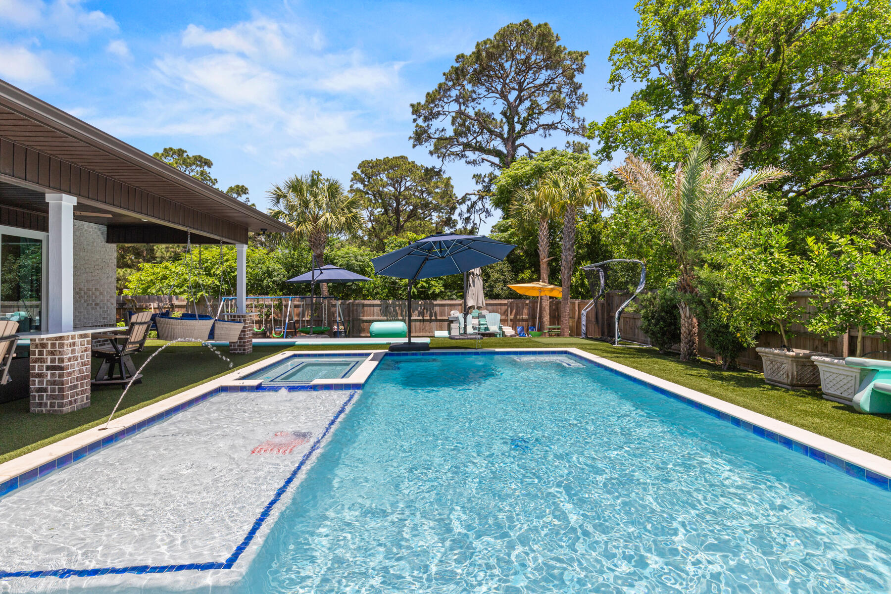 Ferry Park / Elliott Point - Residential